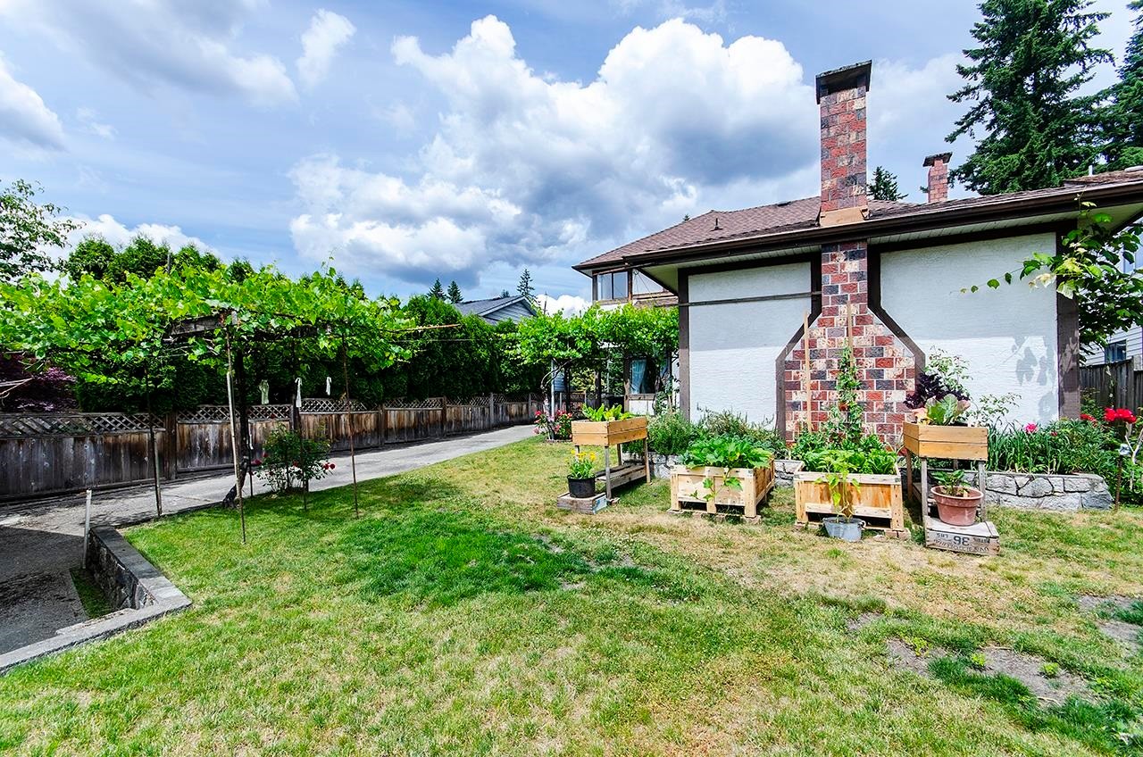 









718


Foster

Avenue,
Coquitlam,




BC
V3J 7P7

