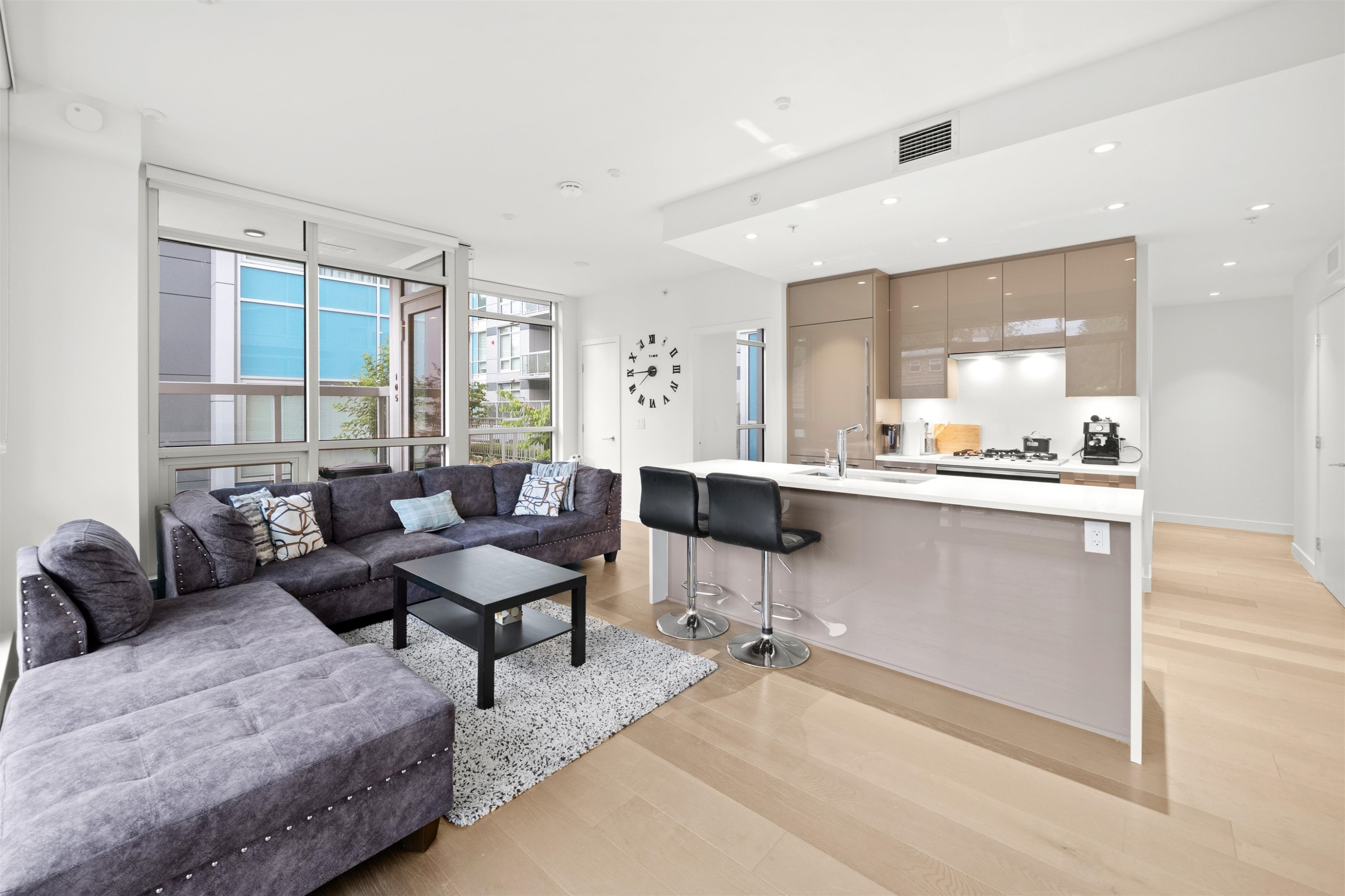









5289


Cambie

Street, 105,
Vancouver,




BC
V5Z 2Z6

