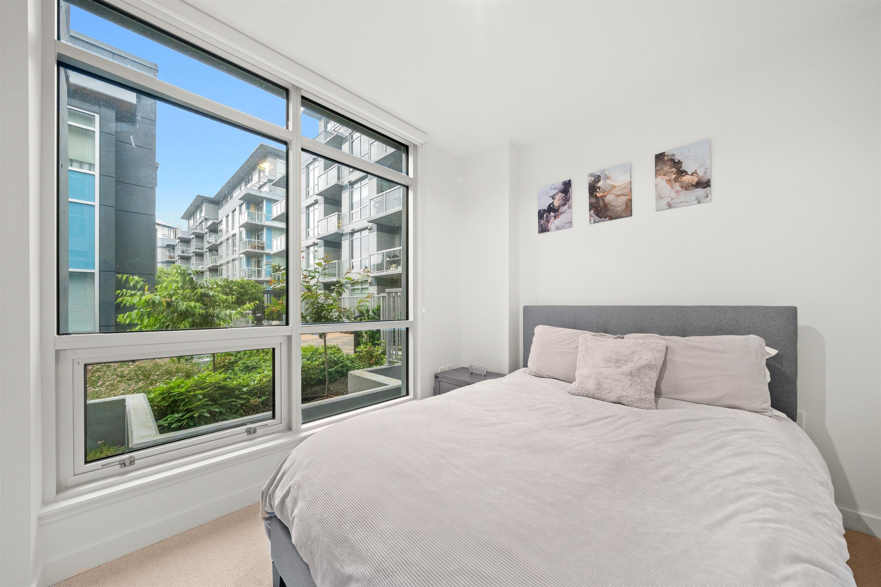 









5289


Cambie

Street, 105,
Vancouver,




BC
V5Z 2Z6

