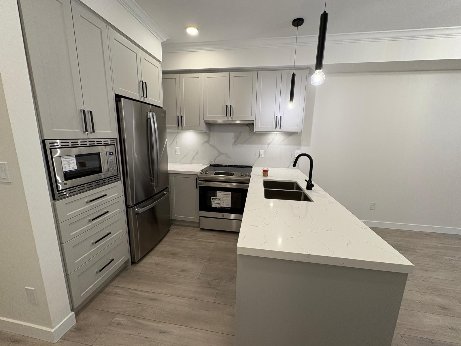 









12109


223

Street, 208,
Maple Ridge,




BC
V2X 5Y6


