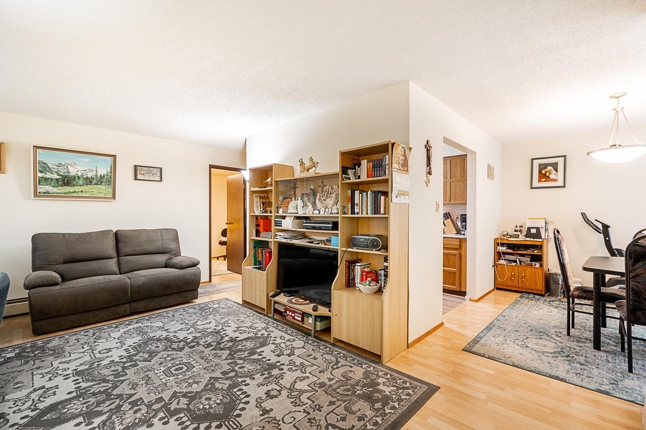 









11240


Daniels

Road, 102,
Richmond,




BC
V6X 1M6

