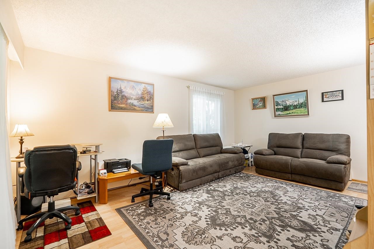 









11240


Daniels

Road, 102,
Richmond,




BC
V6X 1M6


