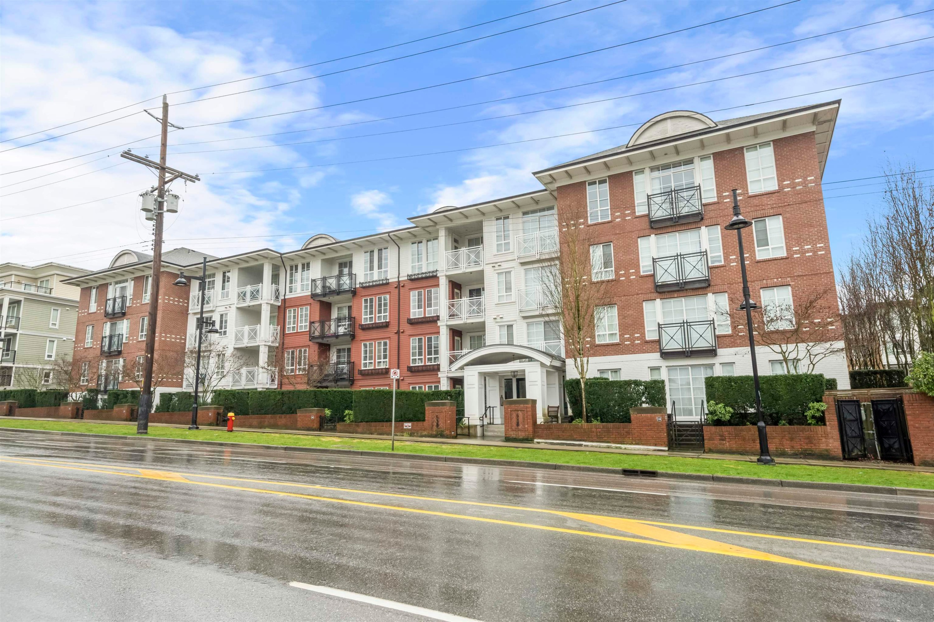 









618


Como Lake

Avenue, 106,
Coquitlam,




BC
V3J 0G1

