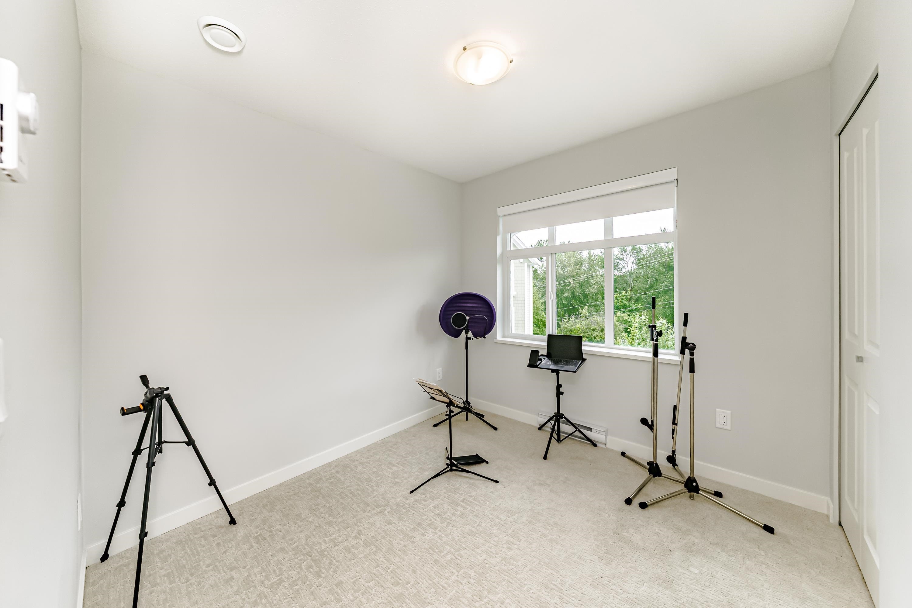 









11280


Pazarena

Place, 1076,
Maple Ridge,




BC
V2X 9H8

