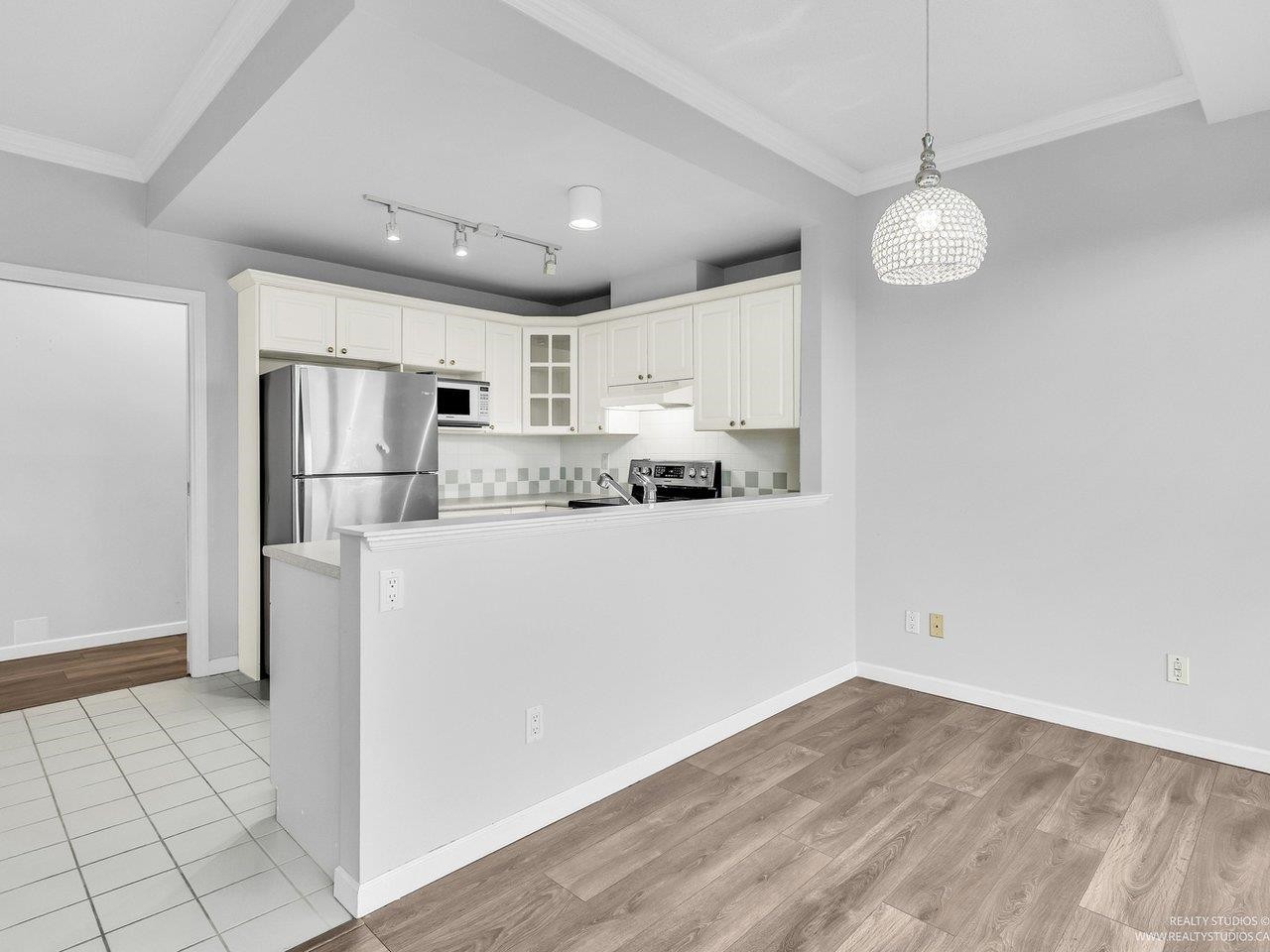 









6838


Station Hill

Drive, 2002,
Burnaby,




BC
V3N 5A4

