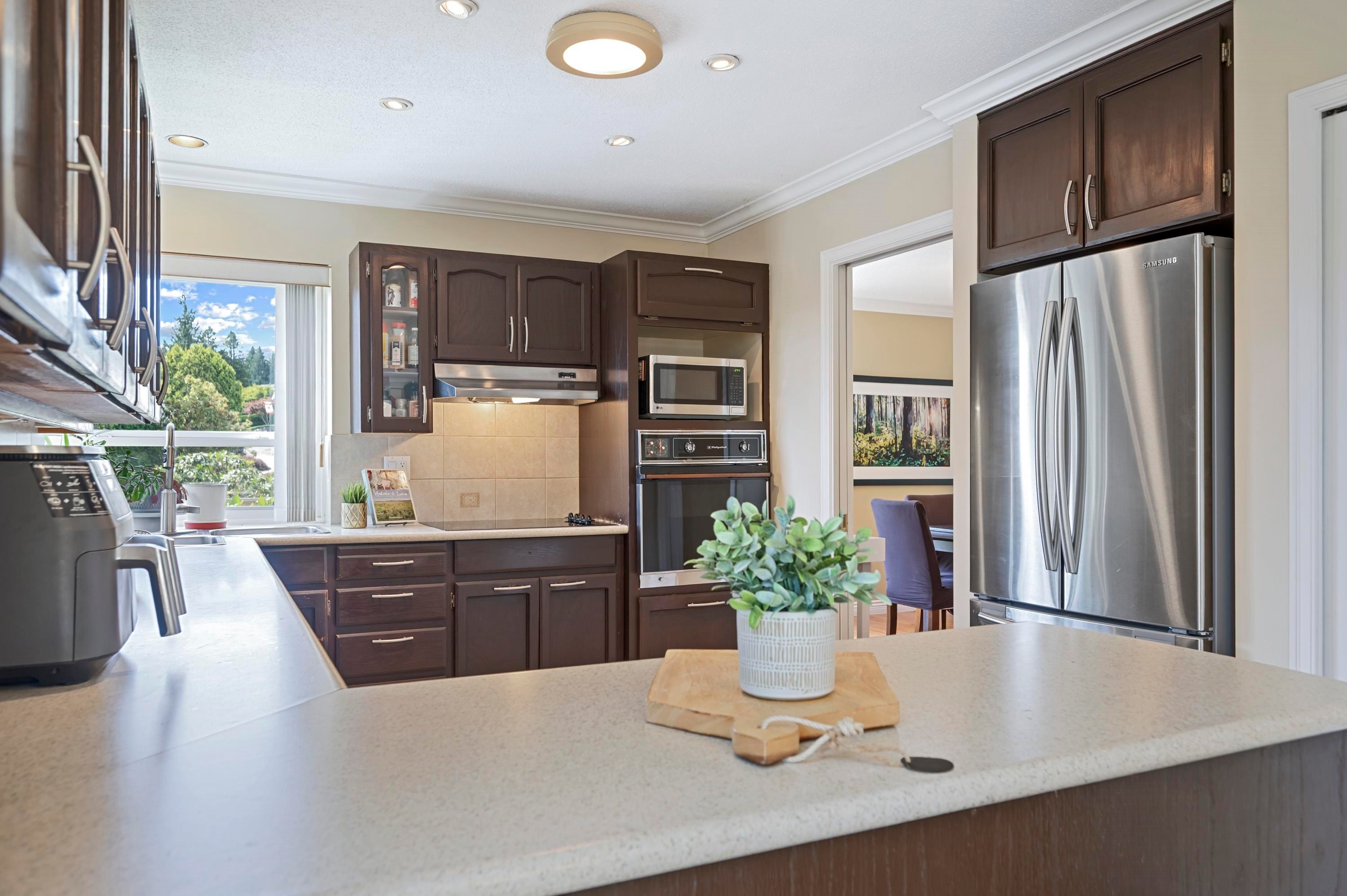 









2550


Bluebell

Avenue,
Coquitlam,




BC
V3E 2G1

