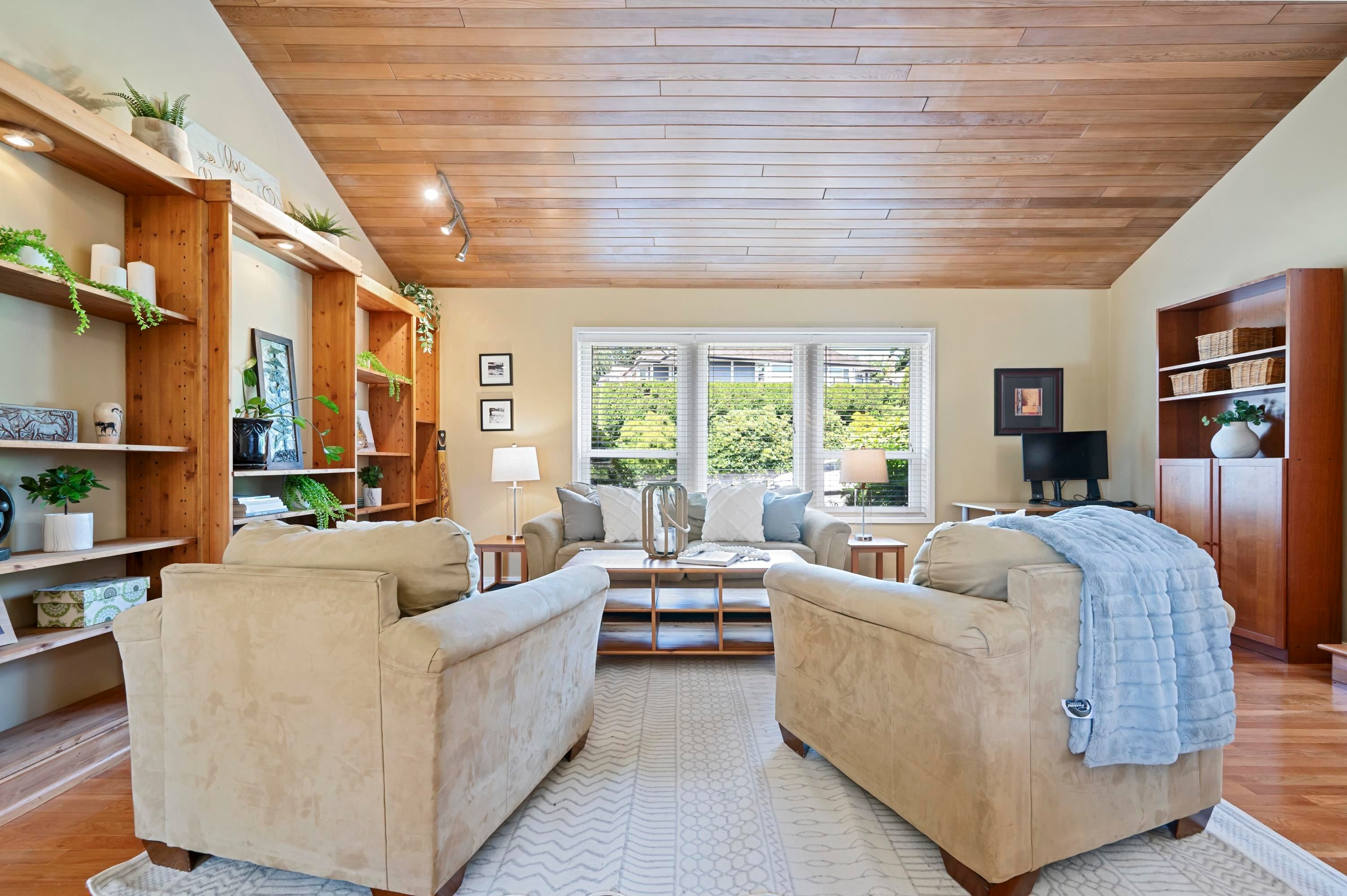 









2550


Bluebell

Avenue,
Coquitlam,




BC
V3E 2G1

