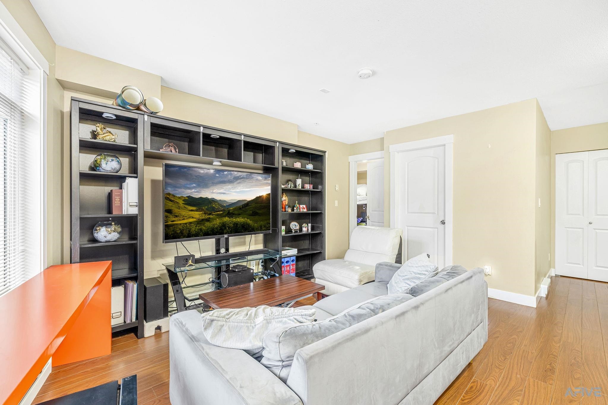 









7428


14th

Avenue, 11,
Burnaby,




BC
V3N 0C2

