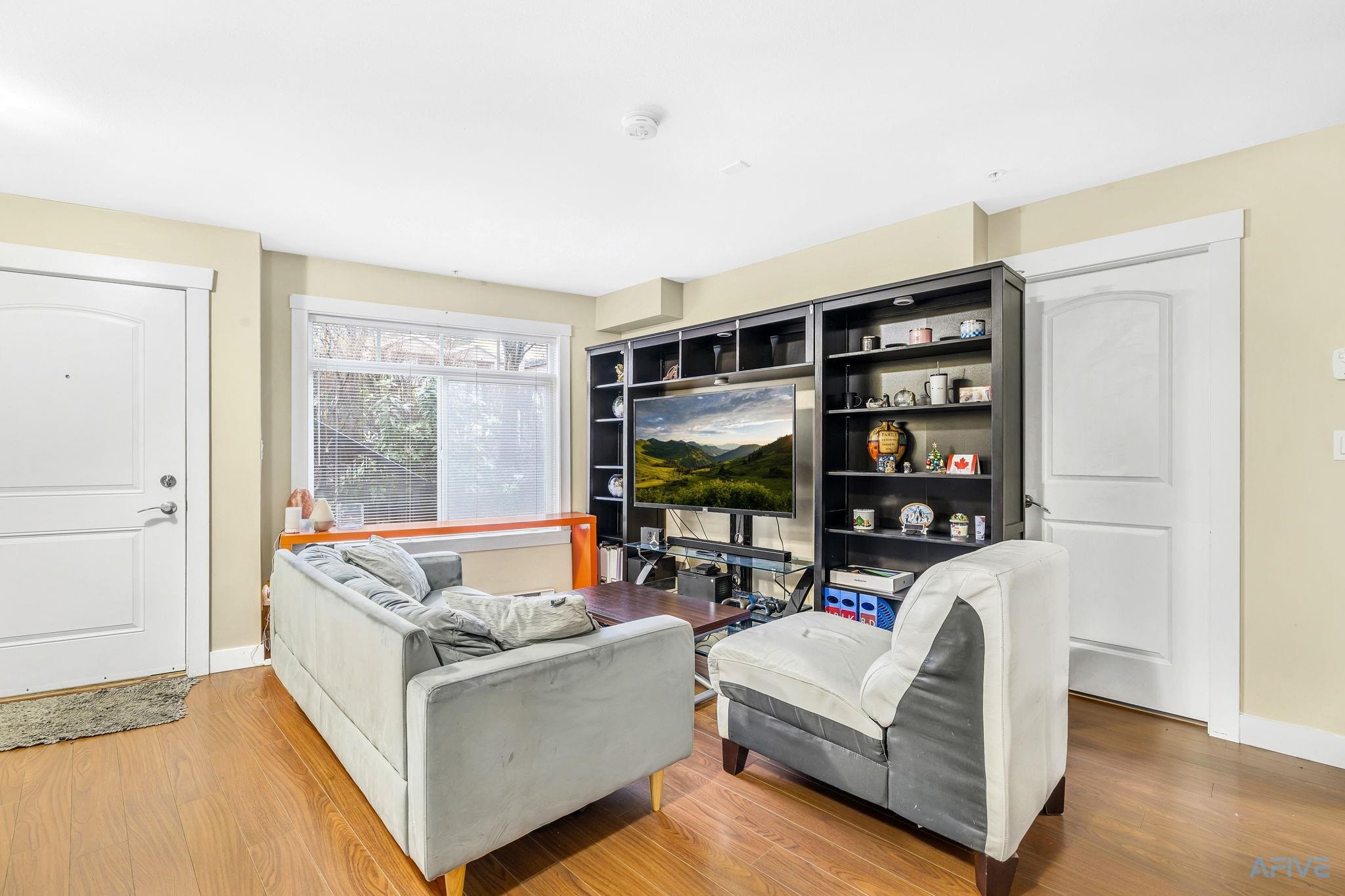 









7428


14th

Avenue, 11,
Burnaby,




BC
V3N 0C2

