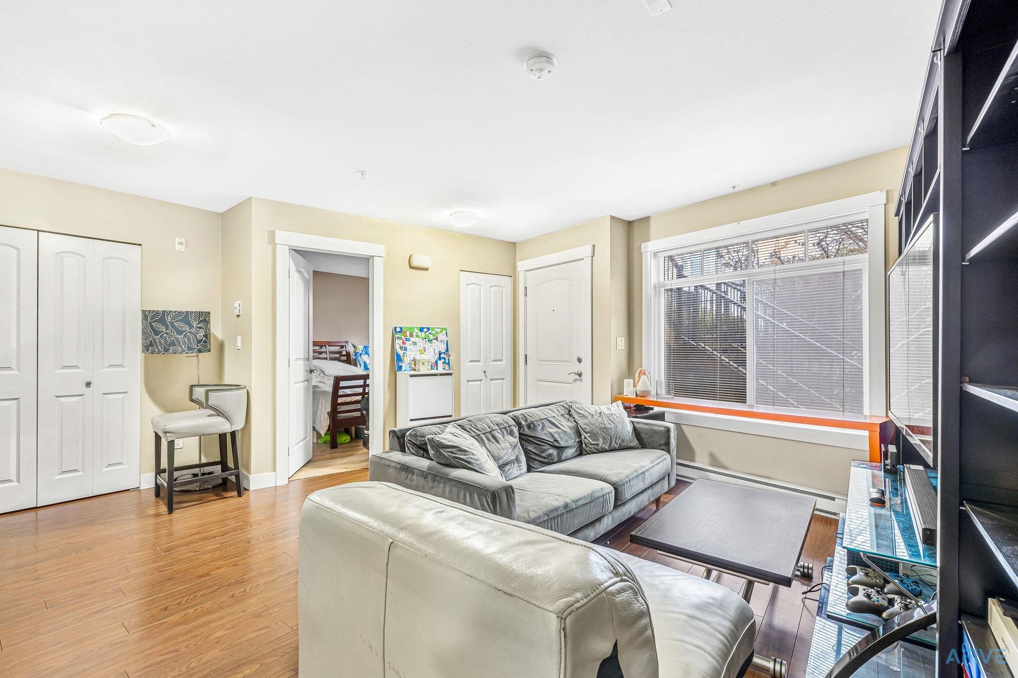 









7428


14th

Avenue, 11,
Burnaby,




BC
V3N 0C2

