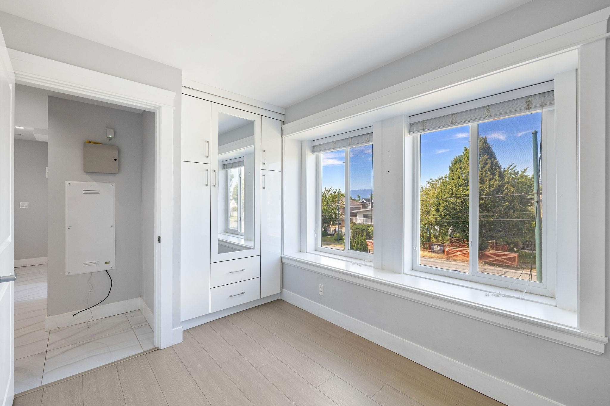 









2430


41

Avenue, 1,
Vancouver,




BC
V5R 2W4

