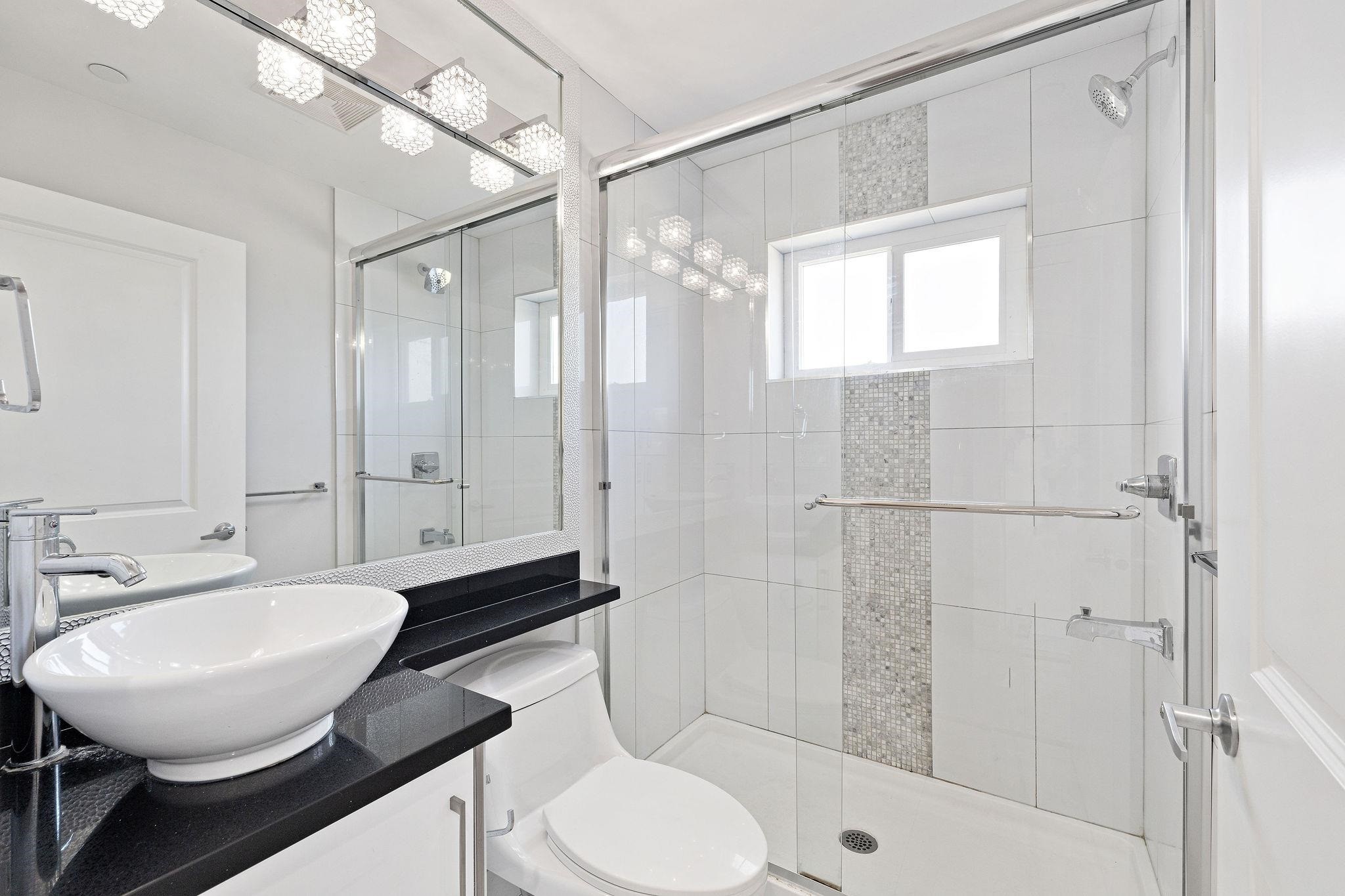 









2430


41

Avenue, 1,
Vancouver,




BC
V5R 2W4

