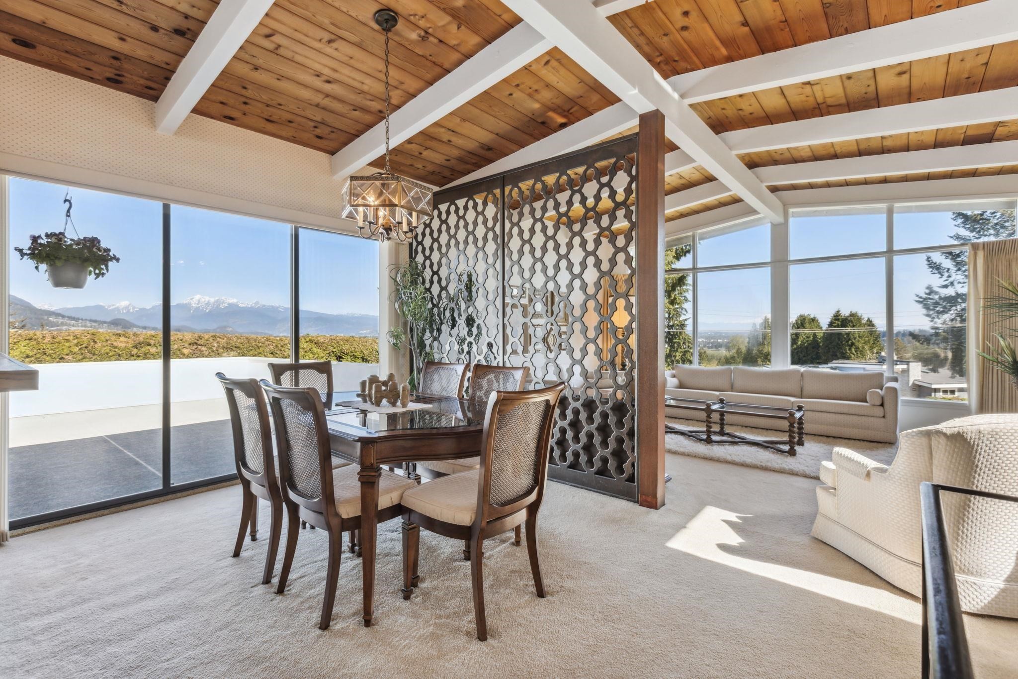 









3090


Lazy A

Street,
Coquitlam,




BC
V3C 3N9

