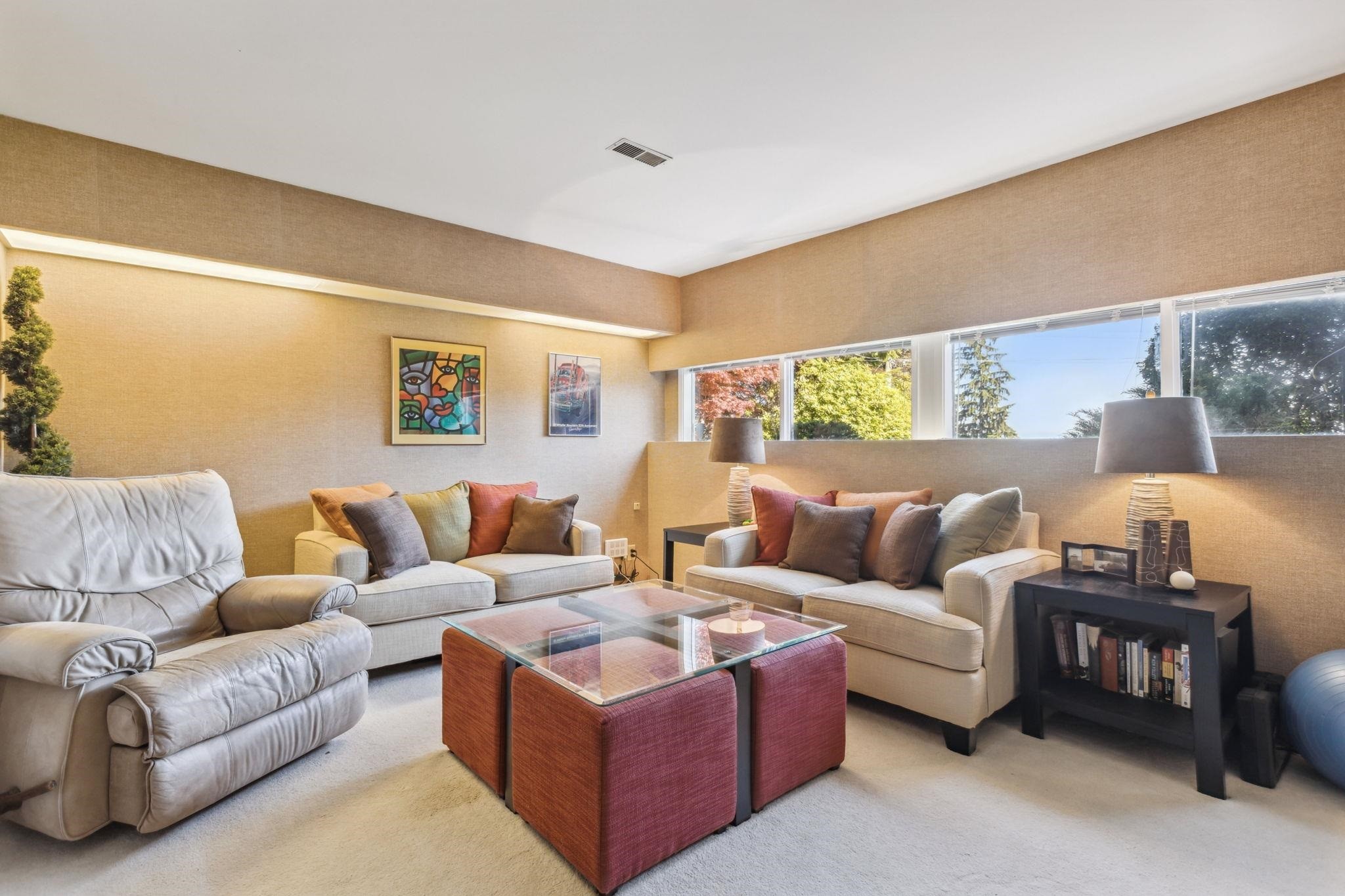 









3090


Lazy A

Street,
Coquitlam,




BC
V3C 3N9

