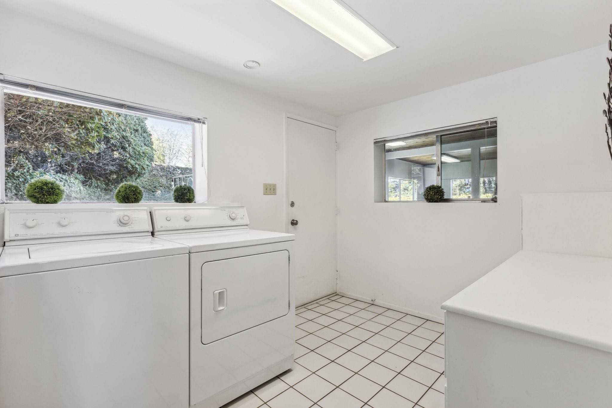 









3090


Lazy A

Street,
Coquitlam,




BC
V3C 3N9

