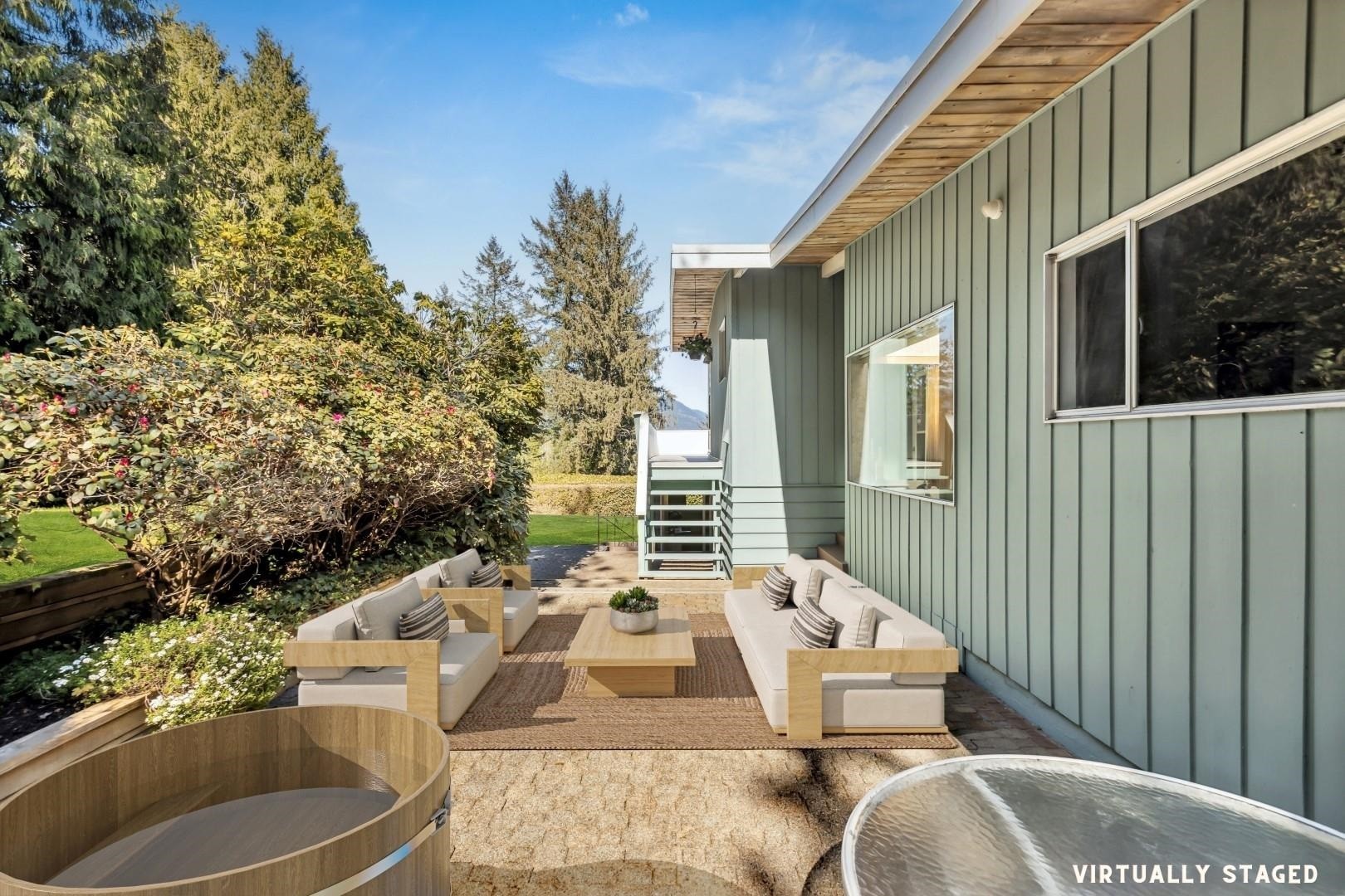 









3090


Lazy A

Street,
Coquitlam,




BC
V3C 3N9

