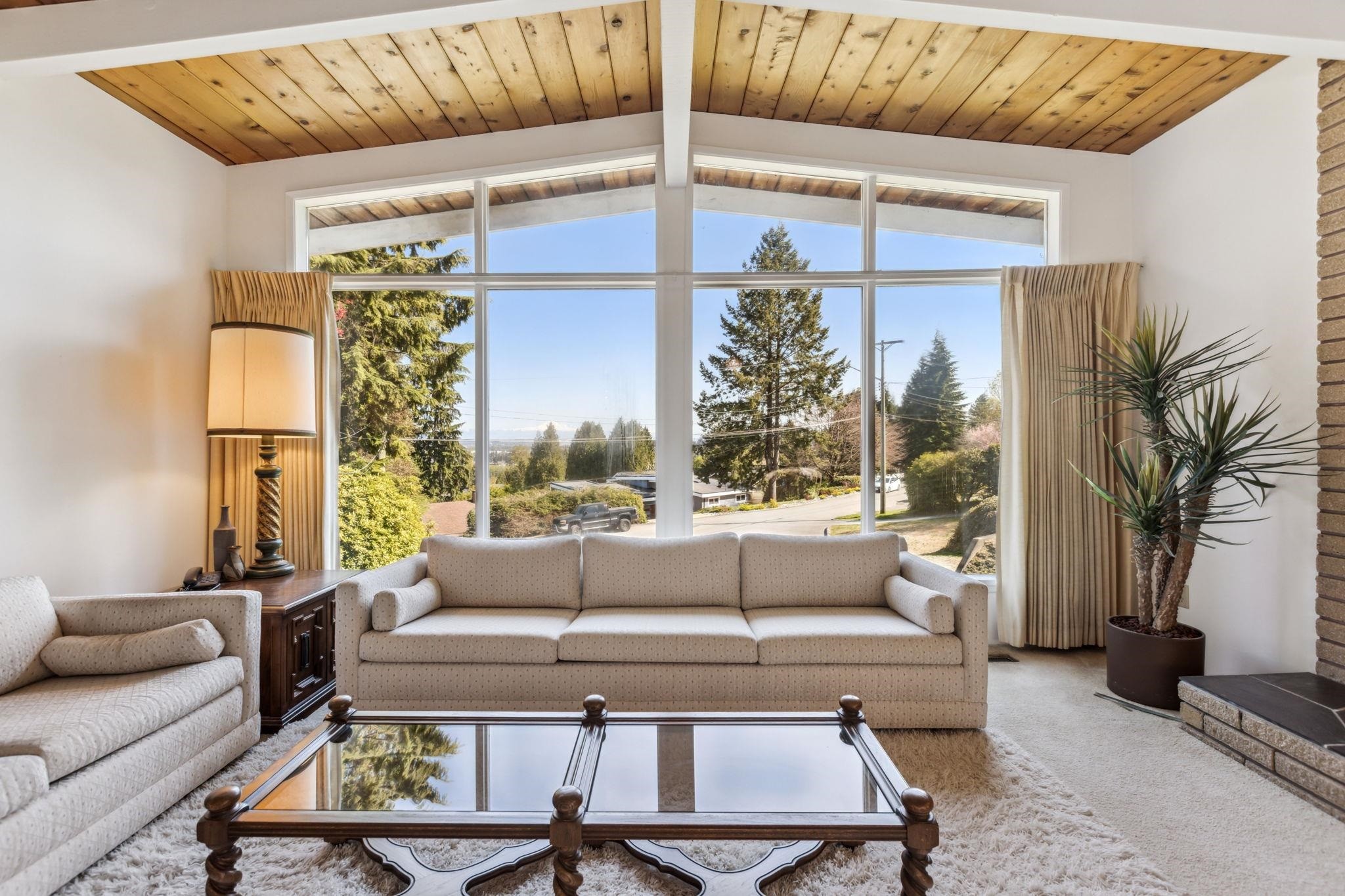 









3090


Lazy A

Street,
Coquitlam,




BC
V3C 3N9

