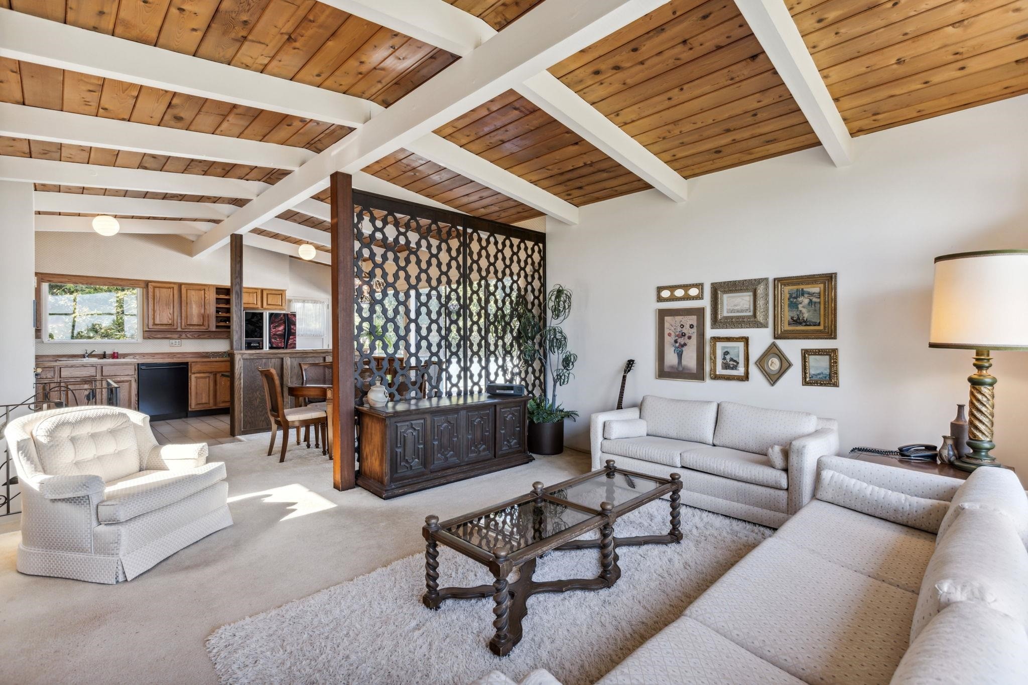 









3090


Lazy A

Street,
Coquitlam,




BC
V3C 3N9

