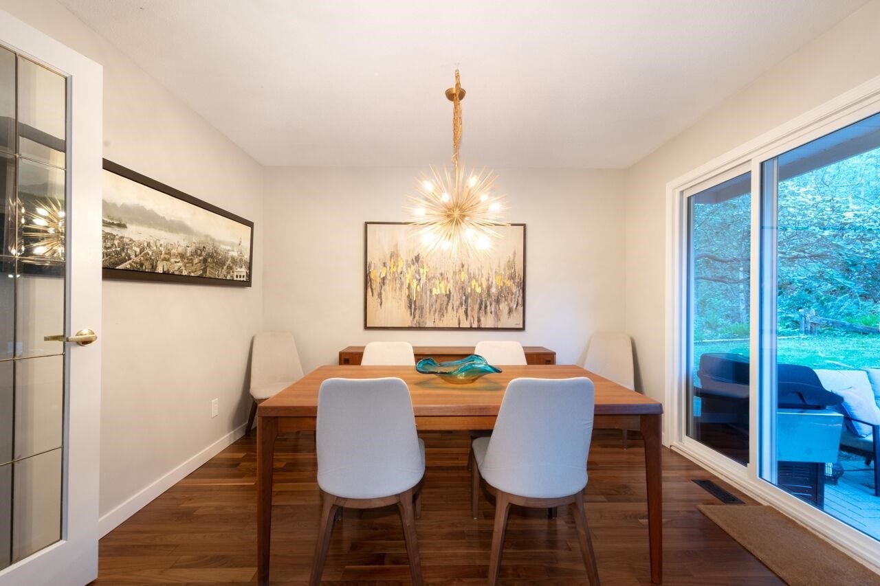 









181


Ravine

Drive, 1,
Port Moody,




BC
V3H 4T3

