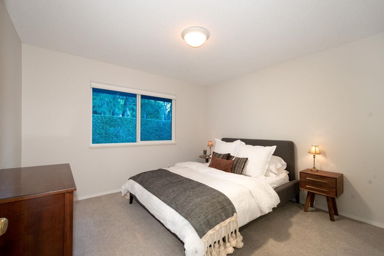 









181


Ravine

Drive, 1,
Port Moody,




BC
V3H 4T3

