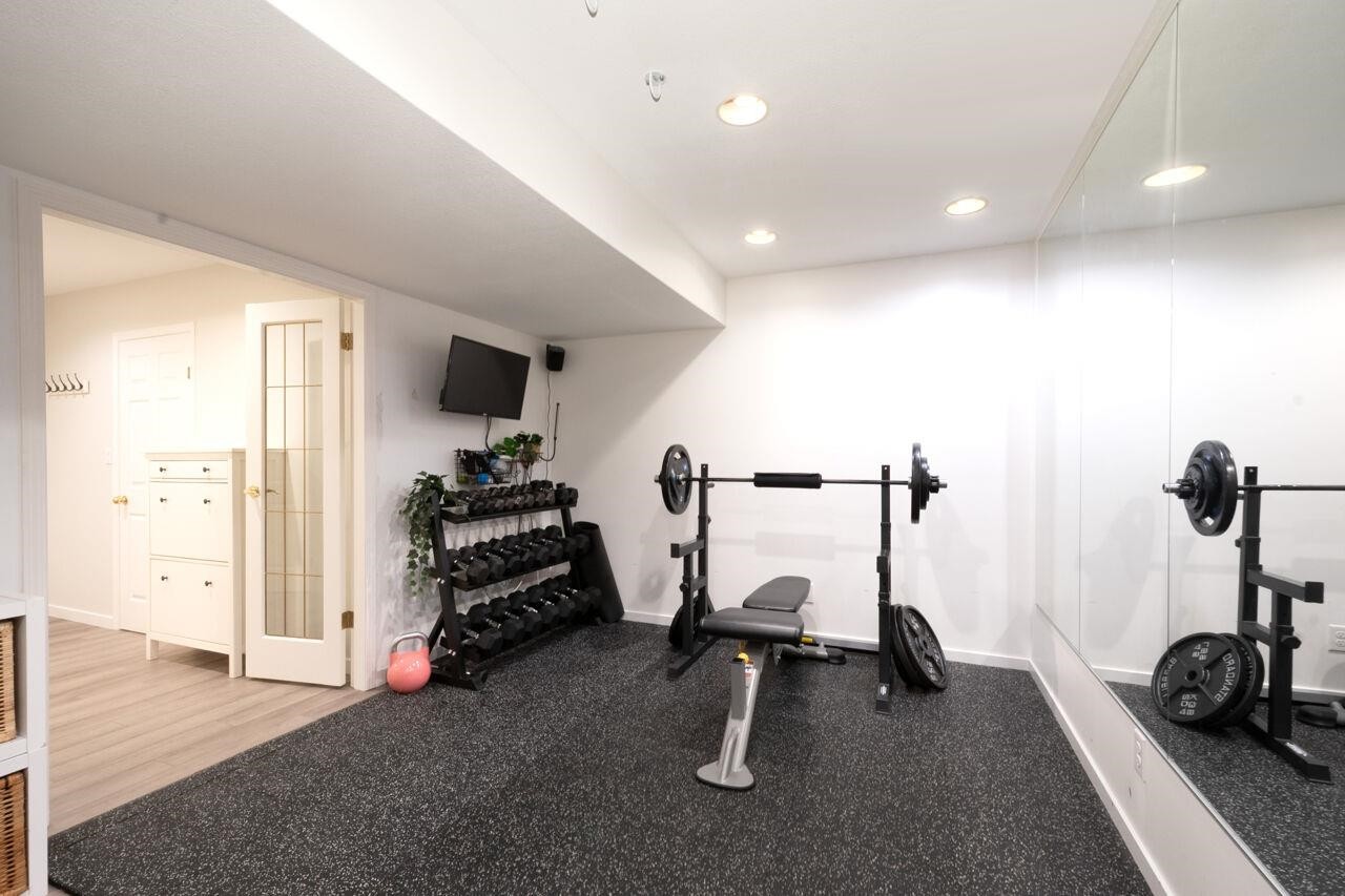 









181


Ravine

Drive, 1,
Port Moody,




BC
V3H 4T3

