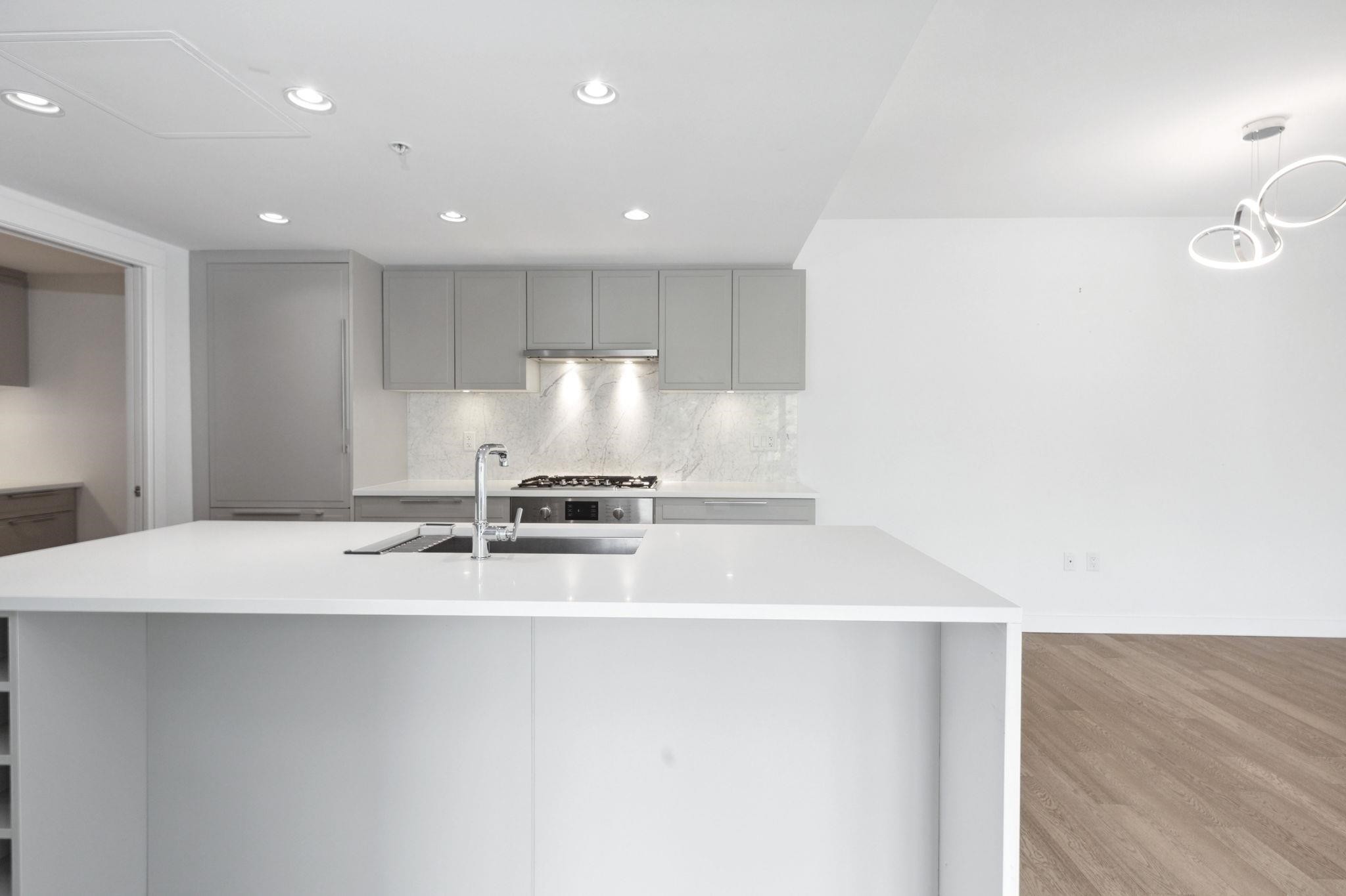 









7828


Granville

Street, 223,
Vancouver,




BC
V6P 4Z2

