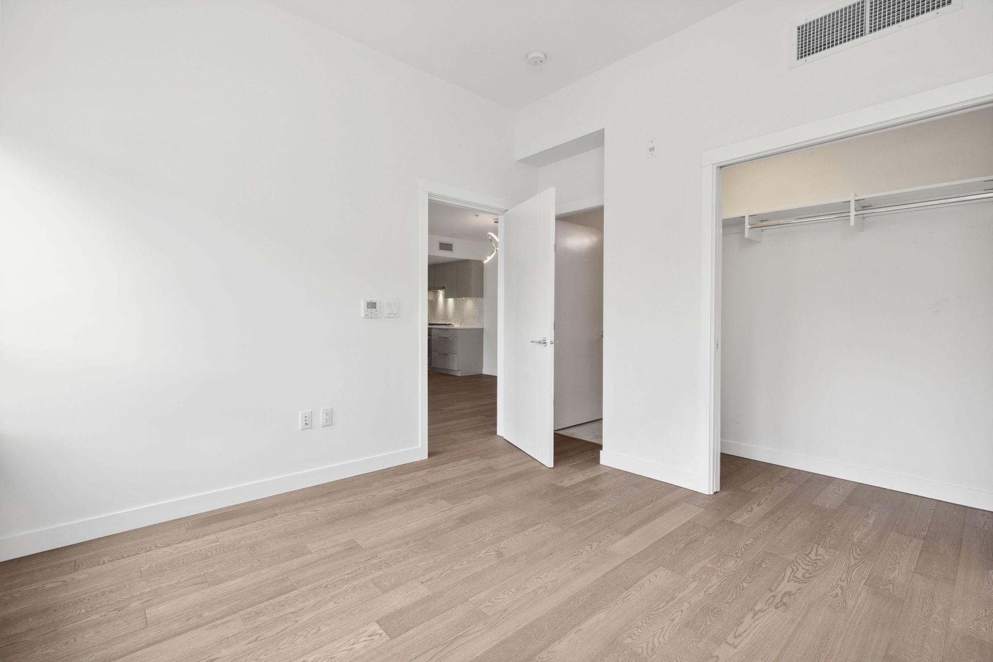 









7828


Granville

Street, 223,
Vancouver,




BC
V6P 4Z2

