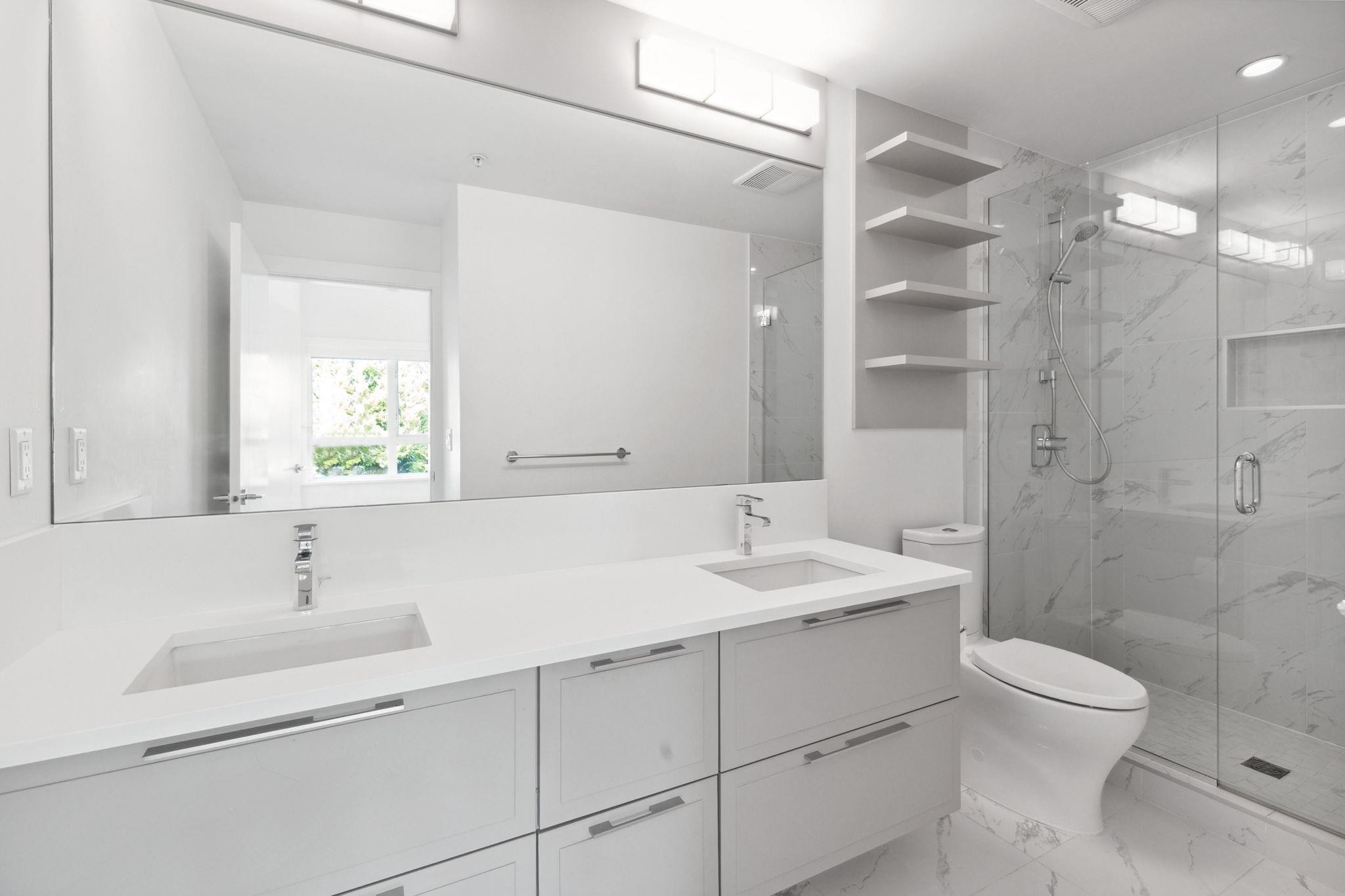 









7828


Granville

Street, 223,
Vancouver,




BC
V6P 4Z2

