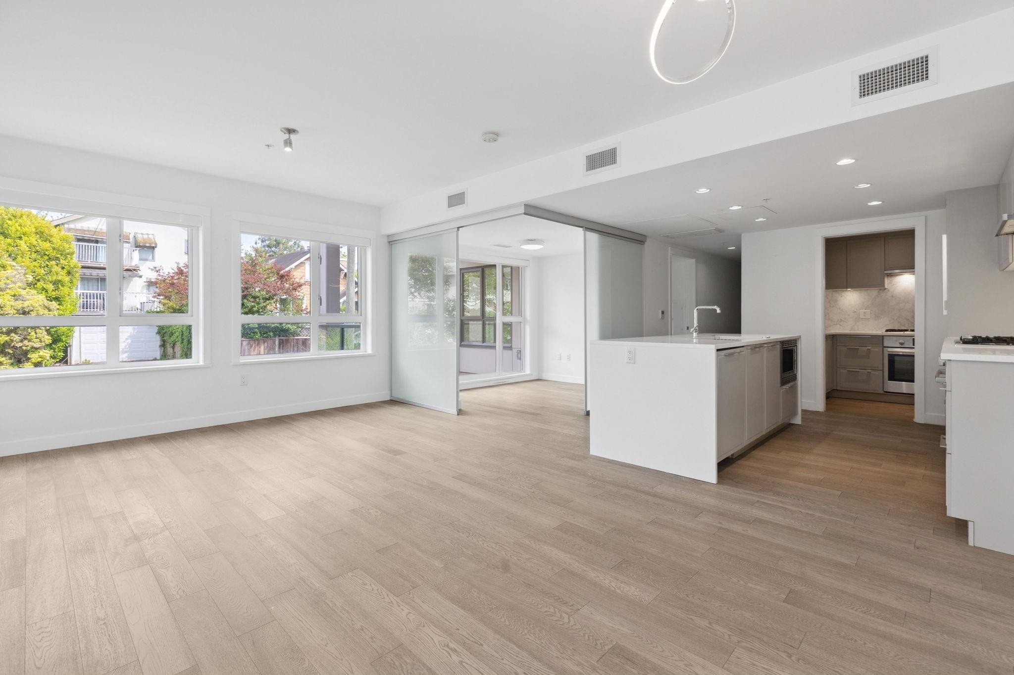 









7828


Granville

Street, 223,
Vancouver,




BC
V6P 4Z2

