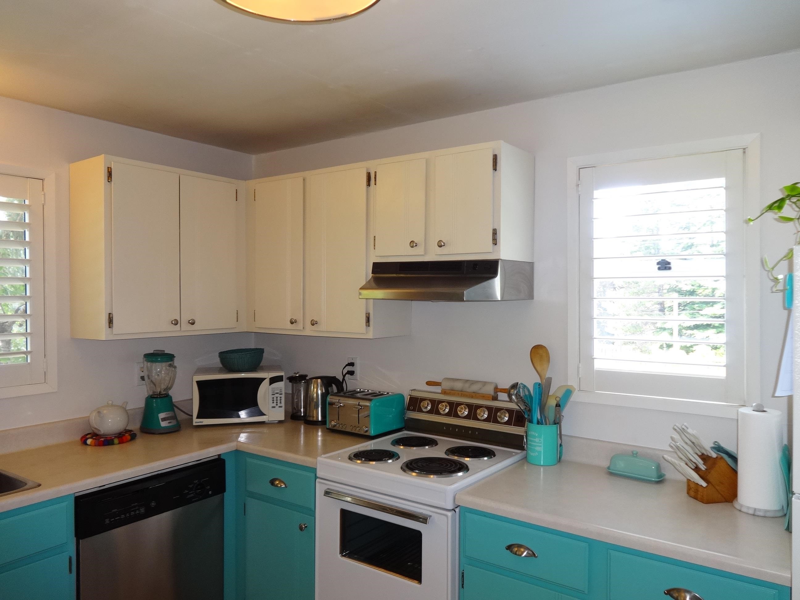 









13173


Sexw'amin

Street,
Garden Bay,




BC
V0N 1S0

