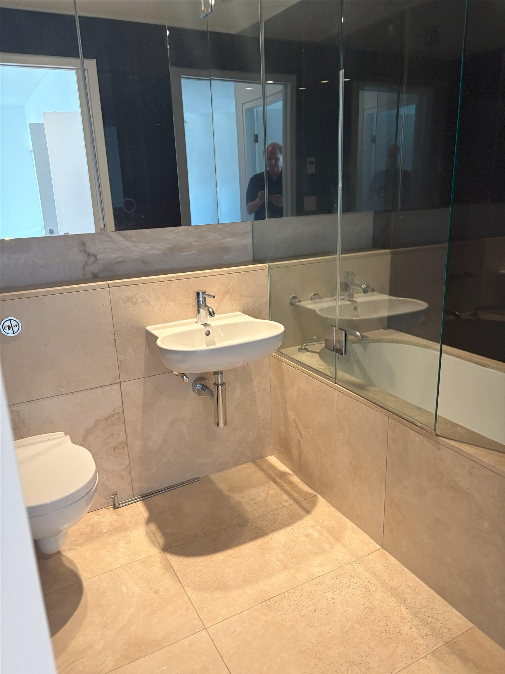 









838


Hastings

Street West, 1806,
Vancouver,




BC
V6C 0A6

