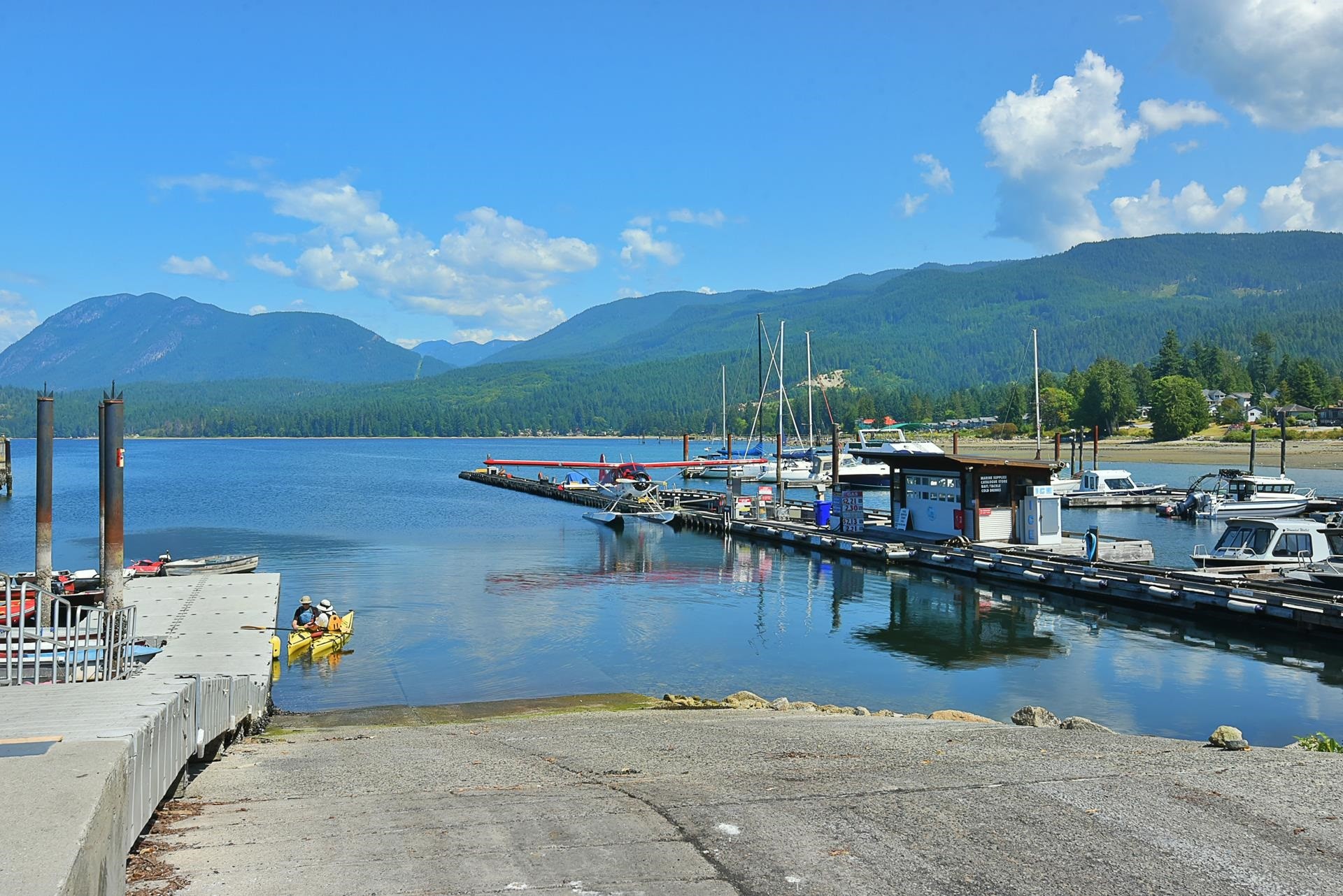 









5761


Wharf

Avenue, 11,
Sechelt,




BC
V0N 3A0

