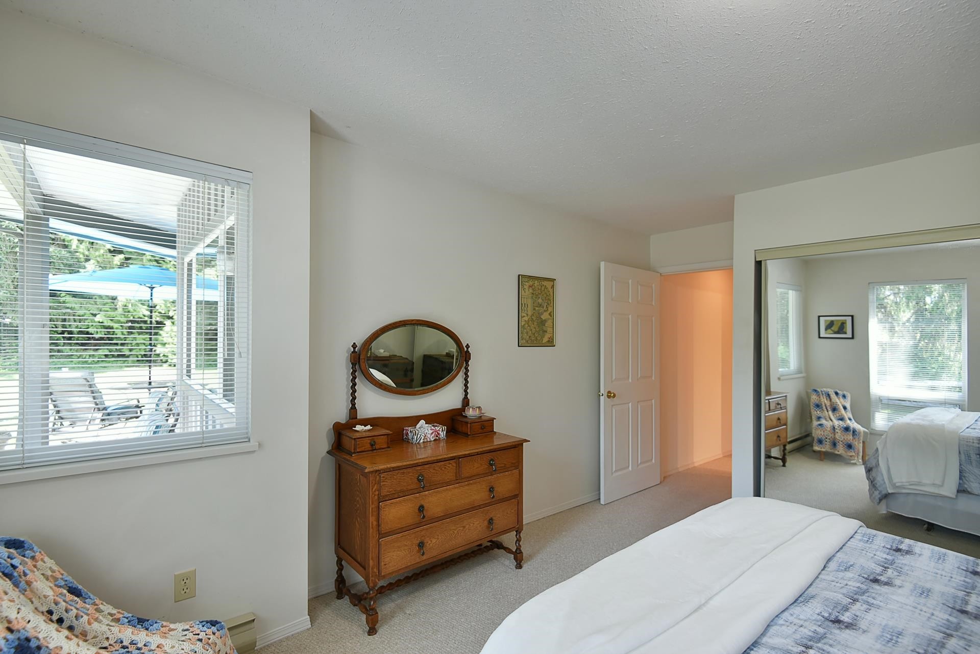 









5761


Wharf

Avenue, 11,
Sechelt,




BC
V0N 3A0


