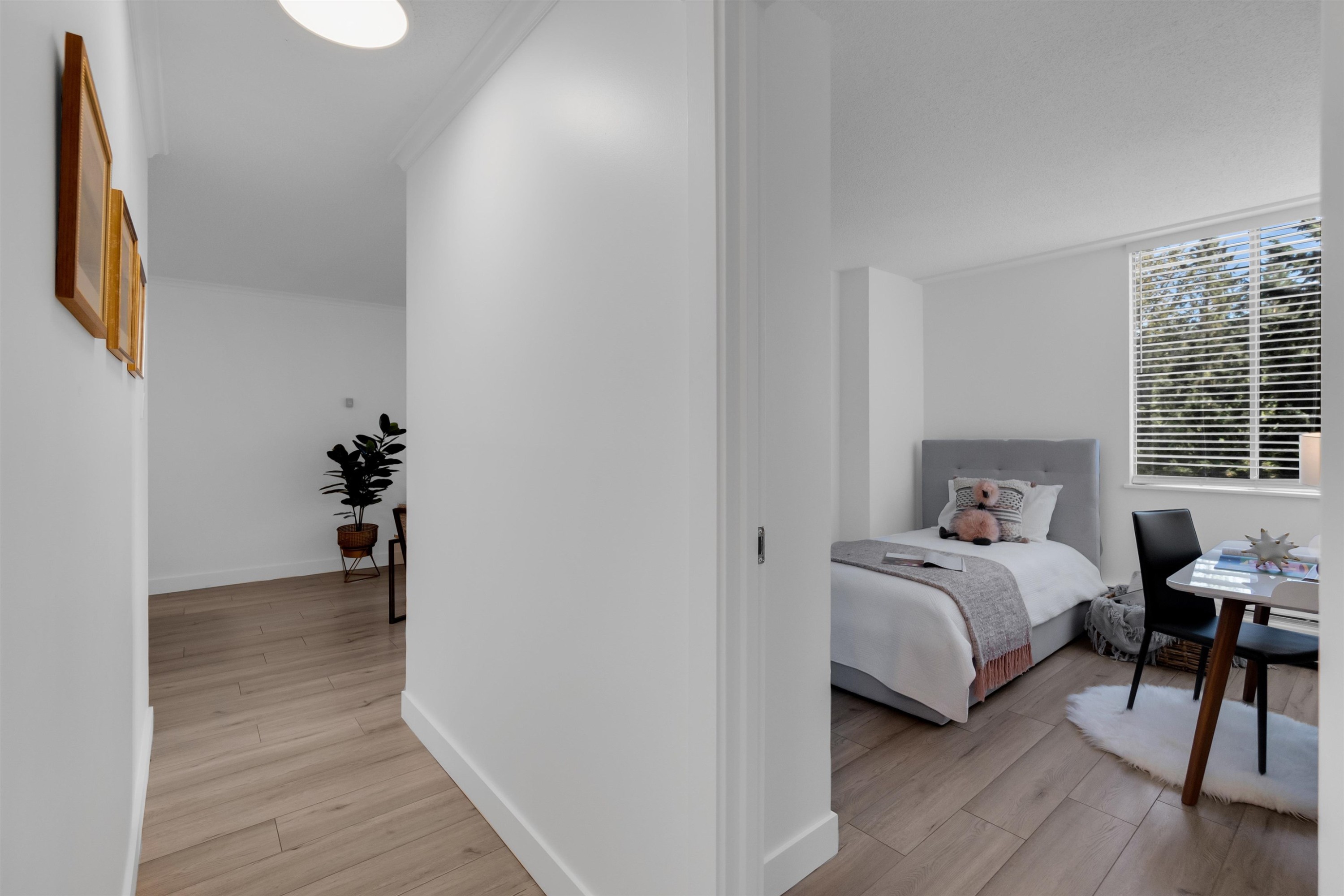 









2004


Fullerton

Avenue, 807,
North Vancouver,




BC
V7P 3G8

