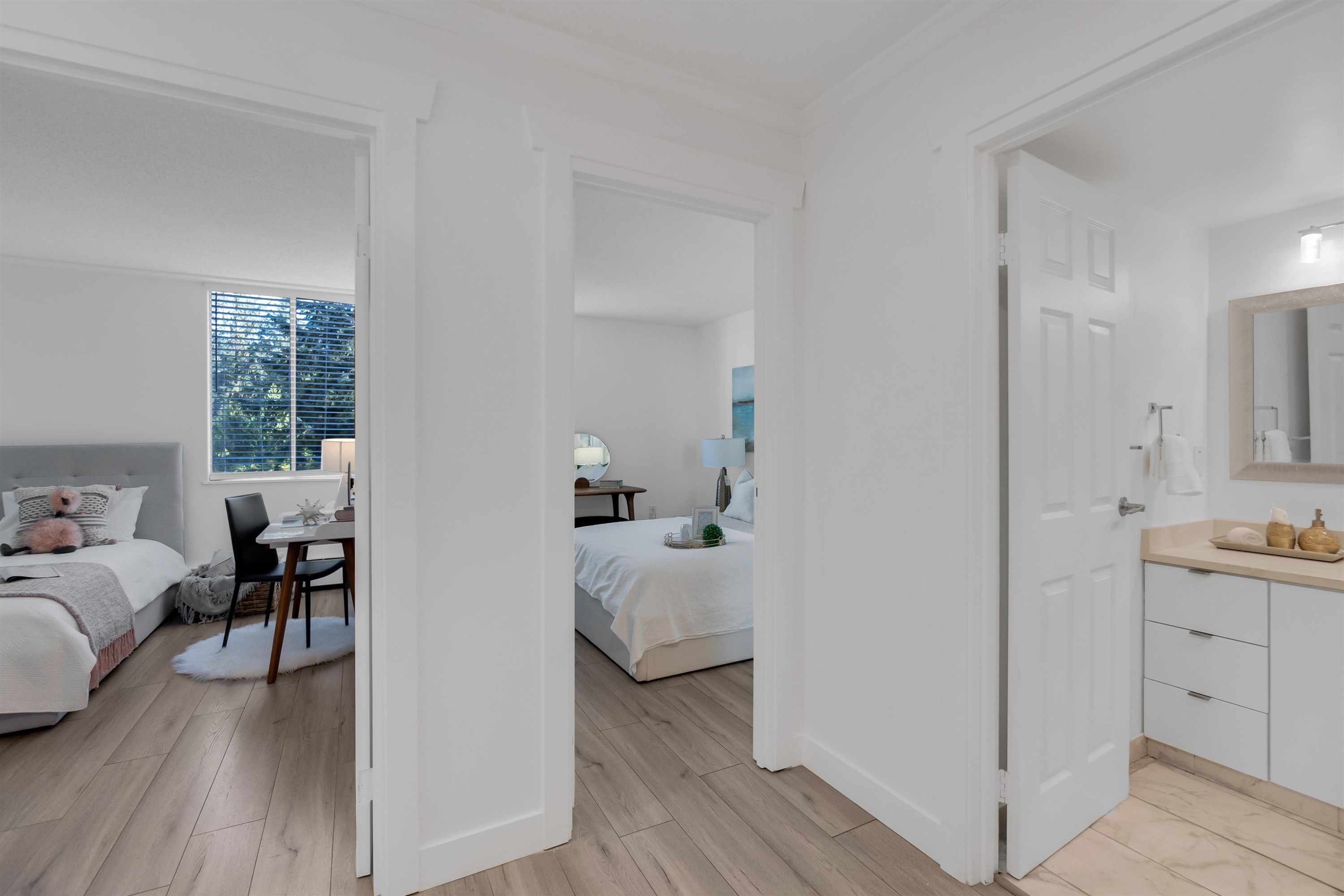 









2004


Fullerton

Avenue, 807,
North Vancouver,




BC
V7P 3G8

