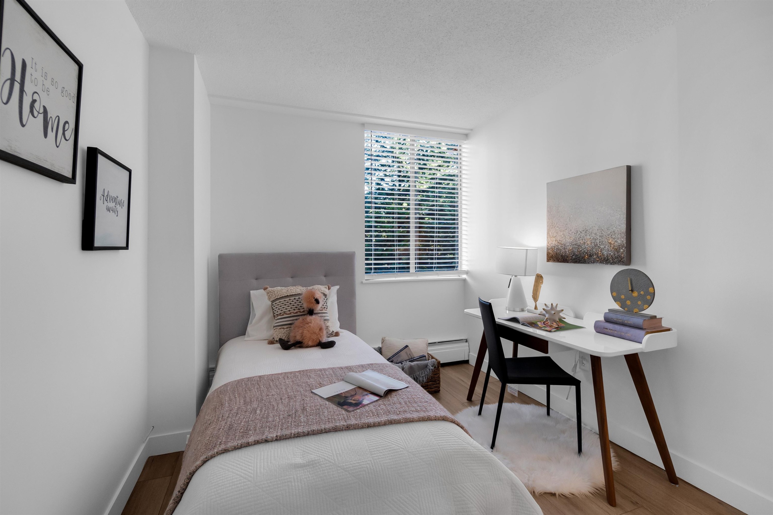 









2004


Fullerton

Avenue, 807,
North Vancouver,




BC
V7P 3G8

