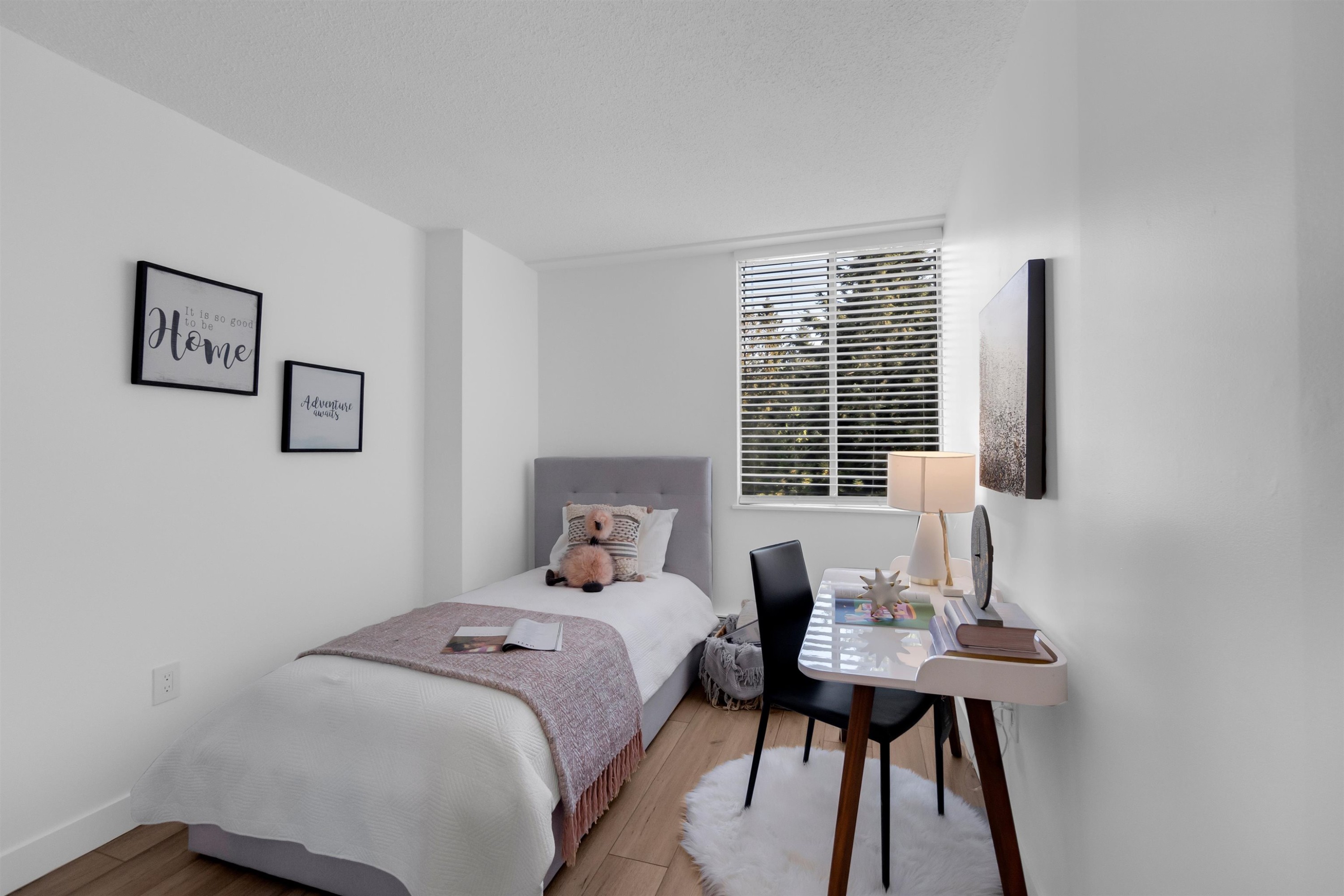 









2004


Fullerton

Avenue, 807,
North Vancouver,




BC
V7P 3G8


