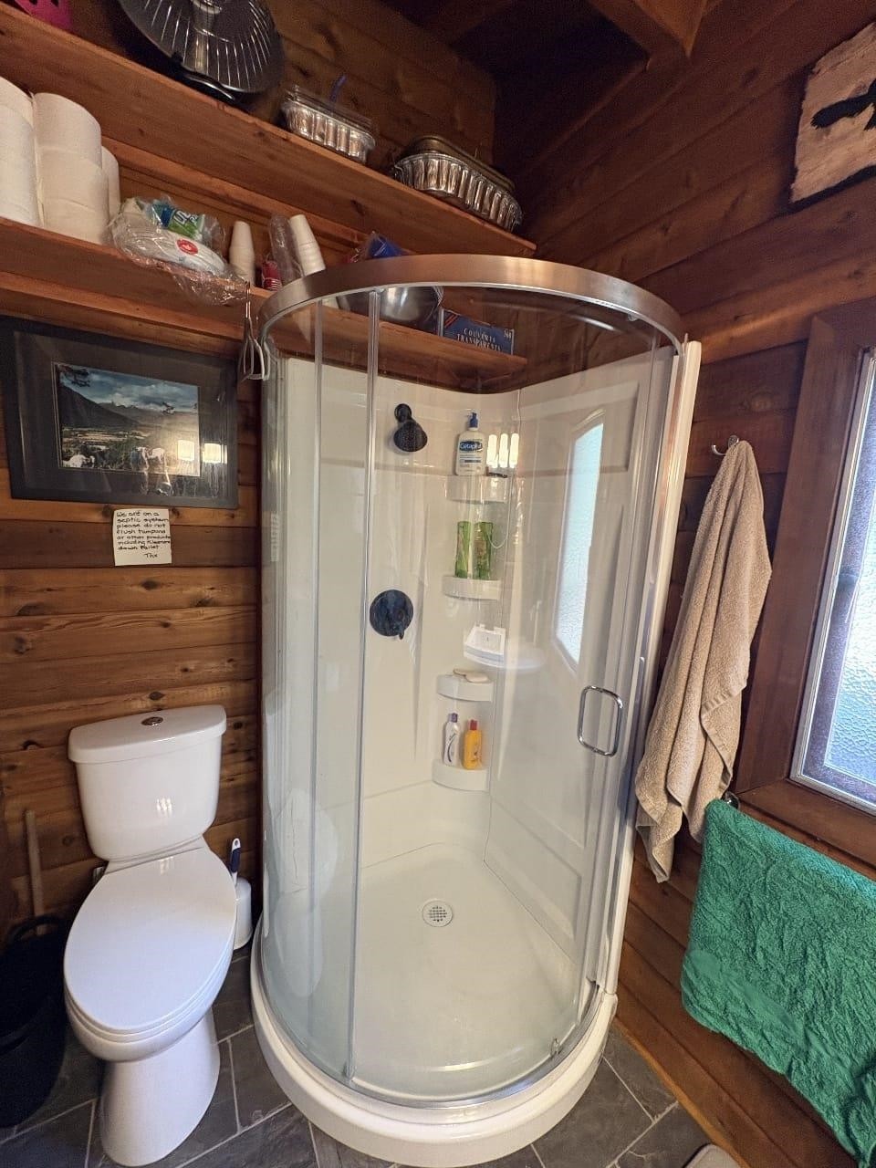 









200


Sunshine

Drive,
70 Mile House,







BC
V0K 1V0

