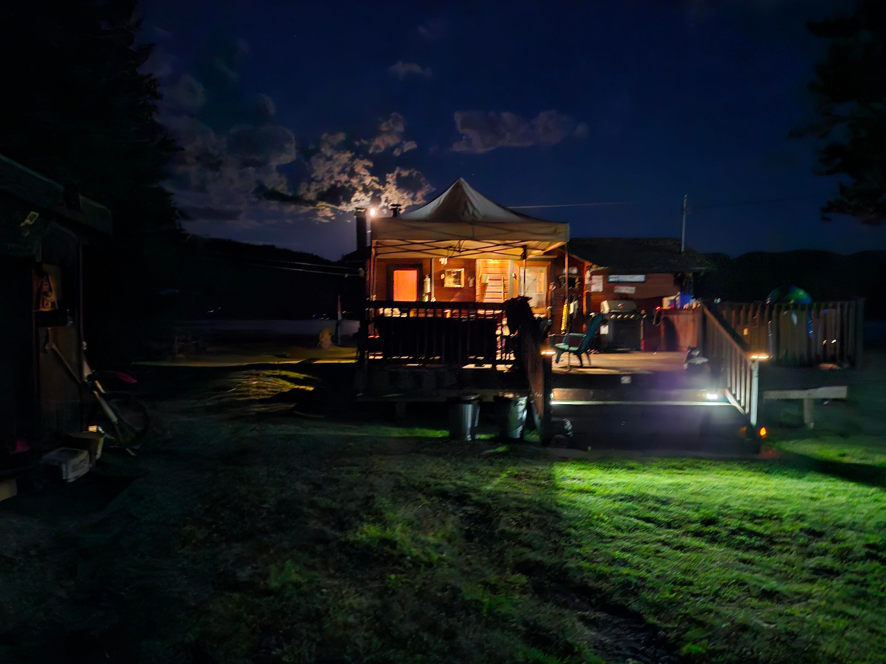 









200


Sunshine

Drive,
70 Mile House,







BC
V0K 1V0

