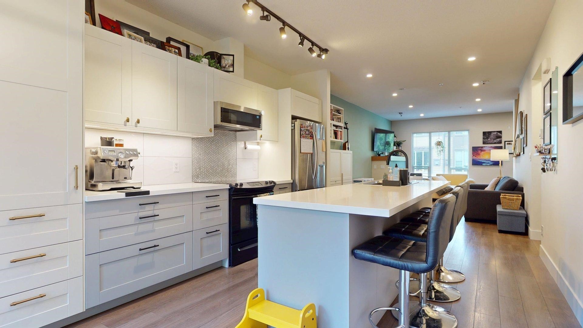 









1255


Stonemount

Place,
Squamish,




BC
V8B 0R8

