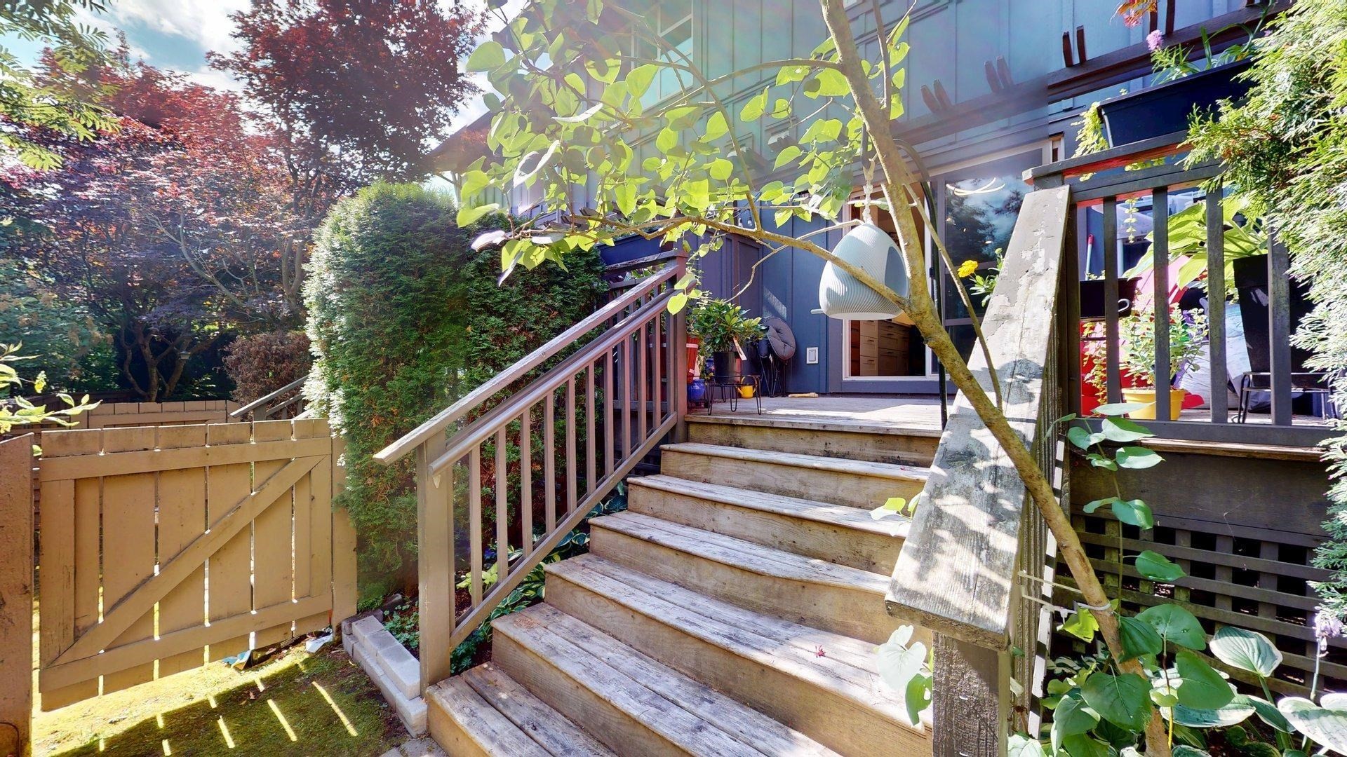 









1255


Stonemount

Place,
Squamish,




BC
V8B 0R8

