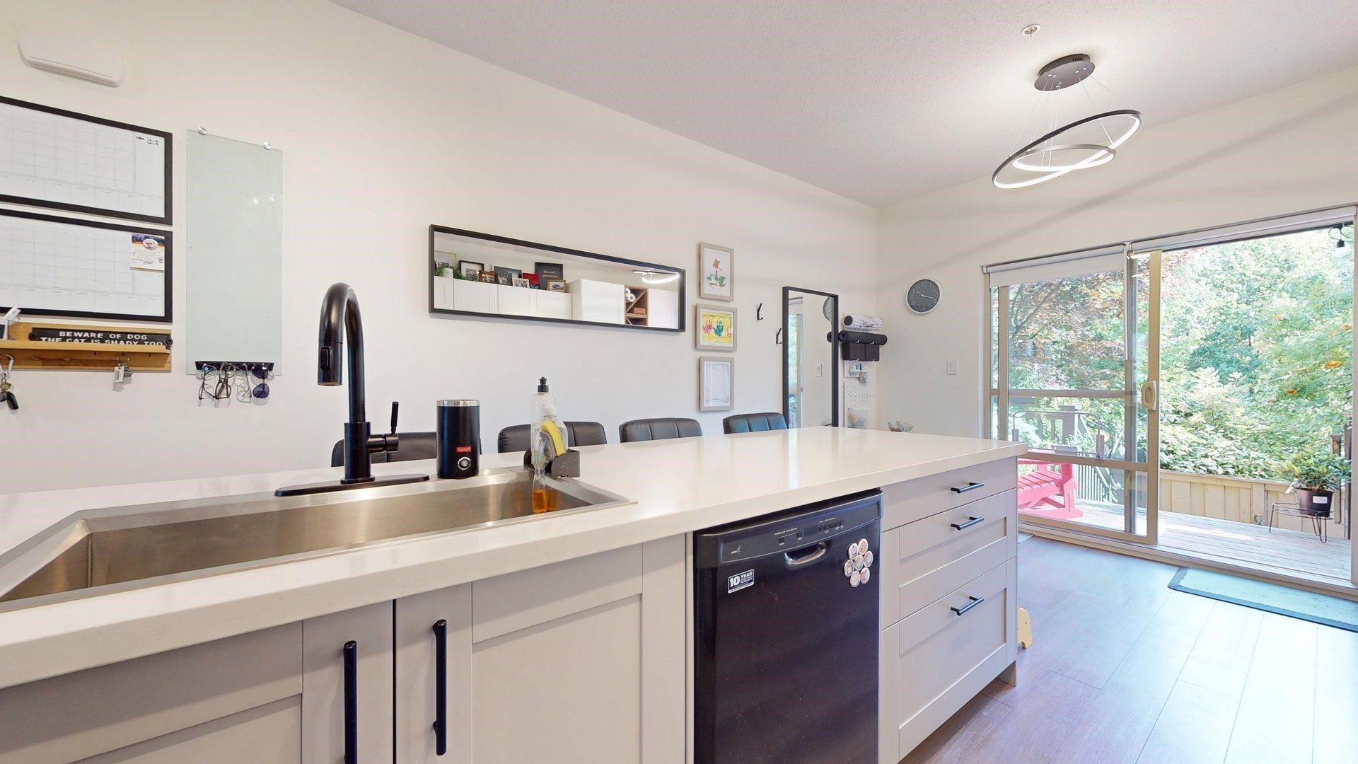 









1255


Stonemount

Place,
Squamish,




BC
V8B 0R8

