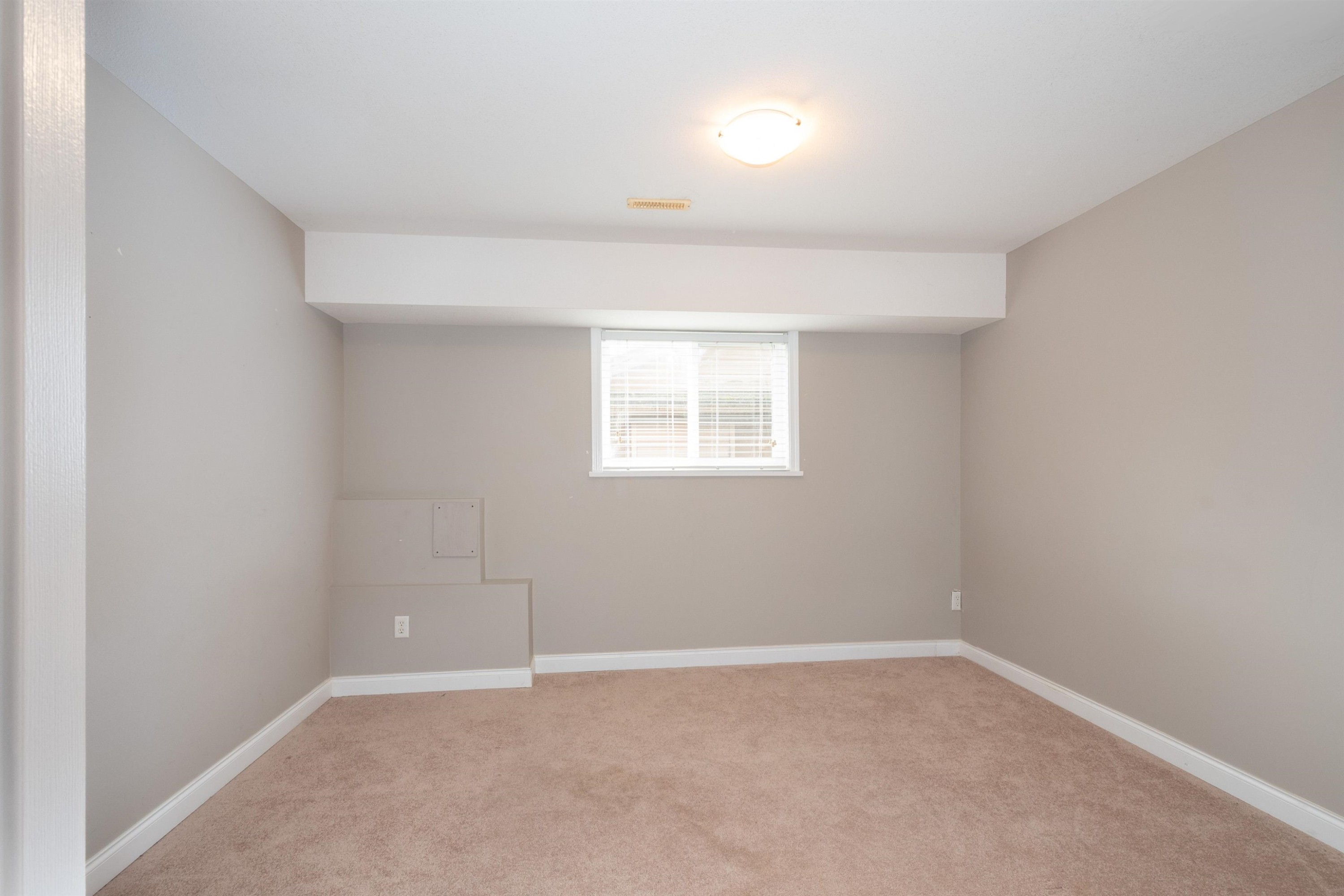 









13257


239b

Street,
Maple Ridge,




BC
V4R 0A3

