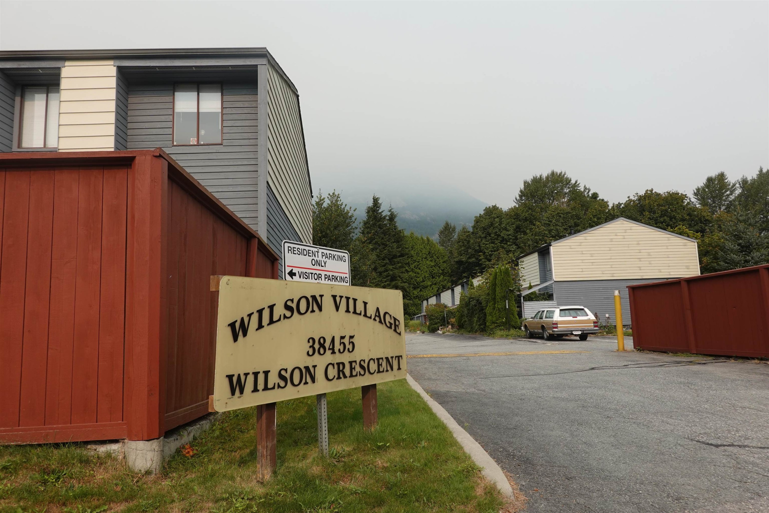 









38455


Wilson

Crescent, 25,
Squamish,




BC
V8B 0A9

