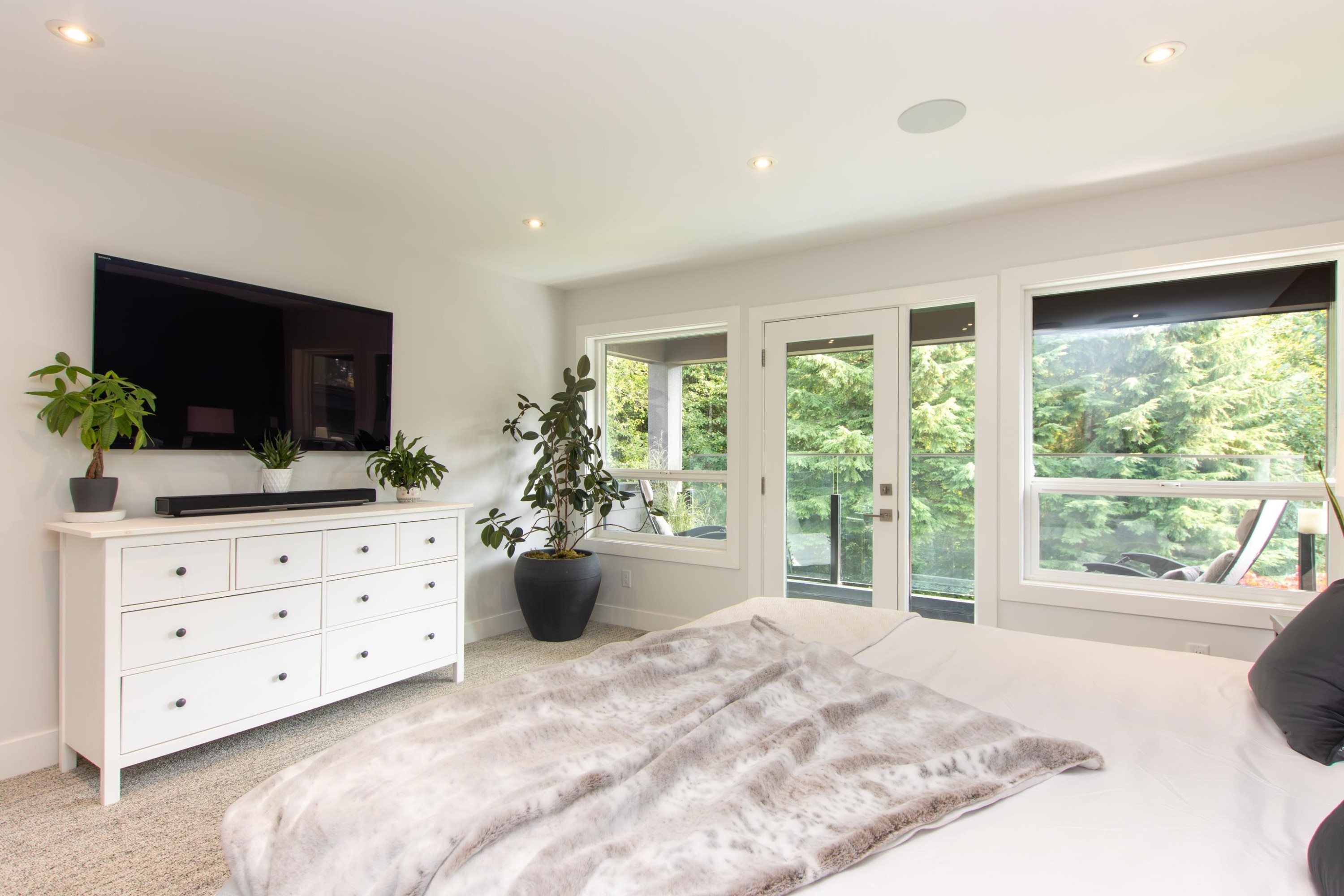 









3388


Mamquam

Road,
Squamish,




BC
V8B 0S6

