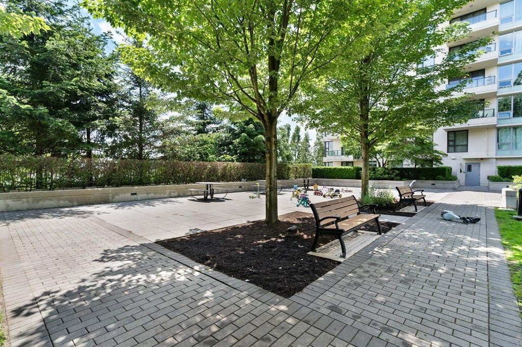 









2200


Douglas

Road, 405,
Burnaby,




BC
V5C 5A7

