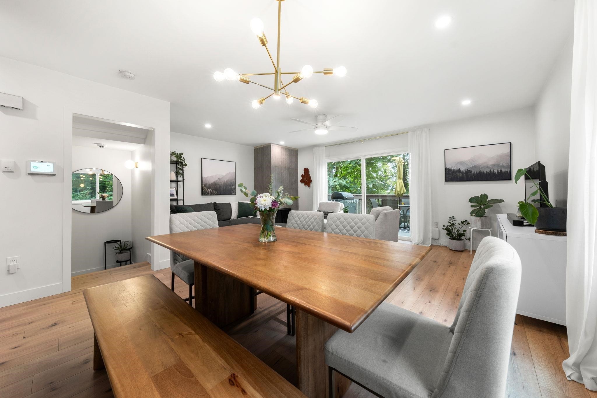









323B


Evergreen

Drive,
Port Moody,




BC
V3H 1S1

