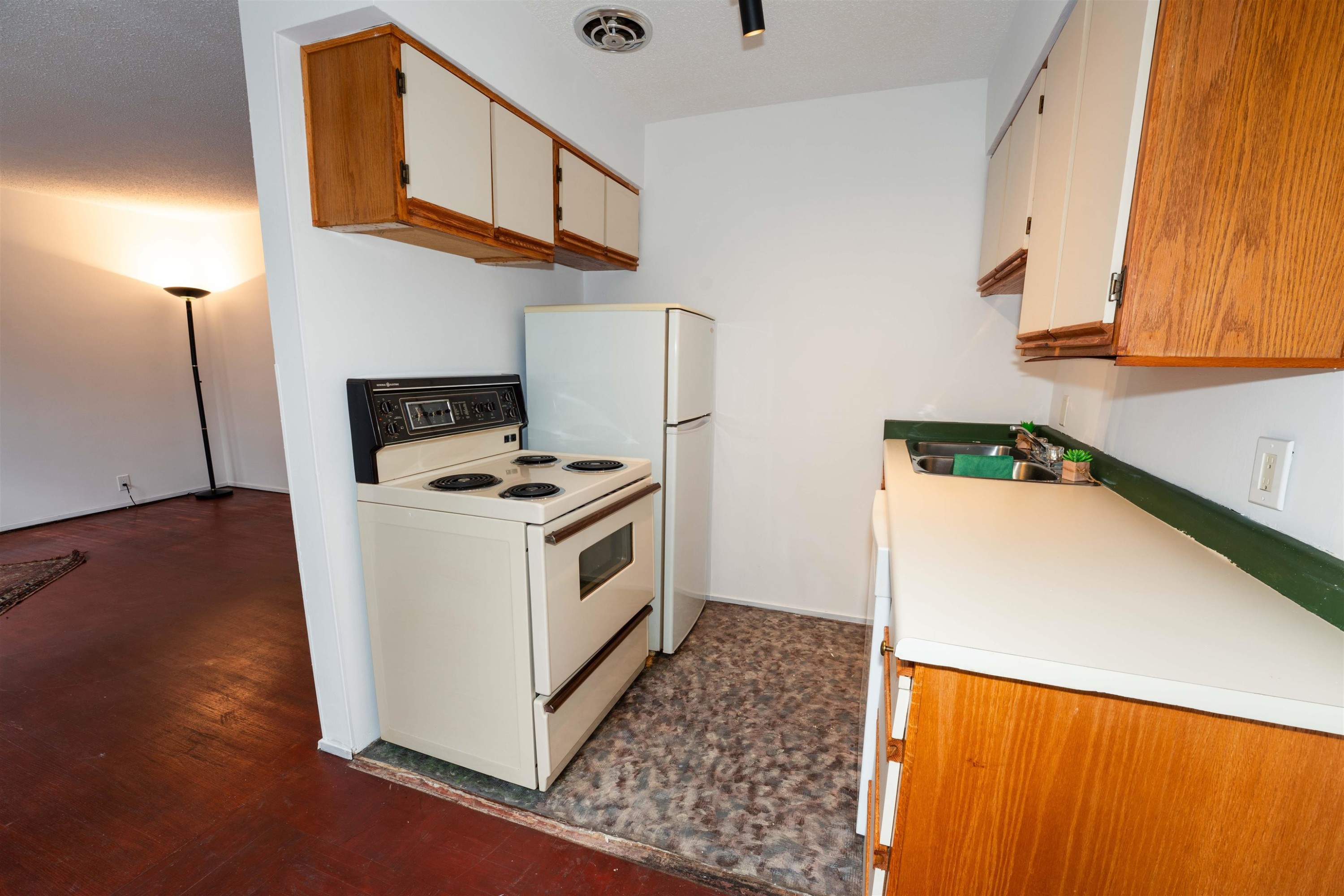 









1050


Jervis

Street, 210,
Vancouver,




BC
V6E 2C1

