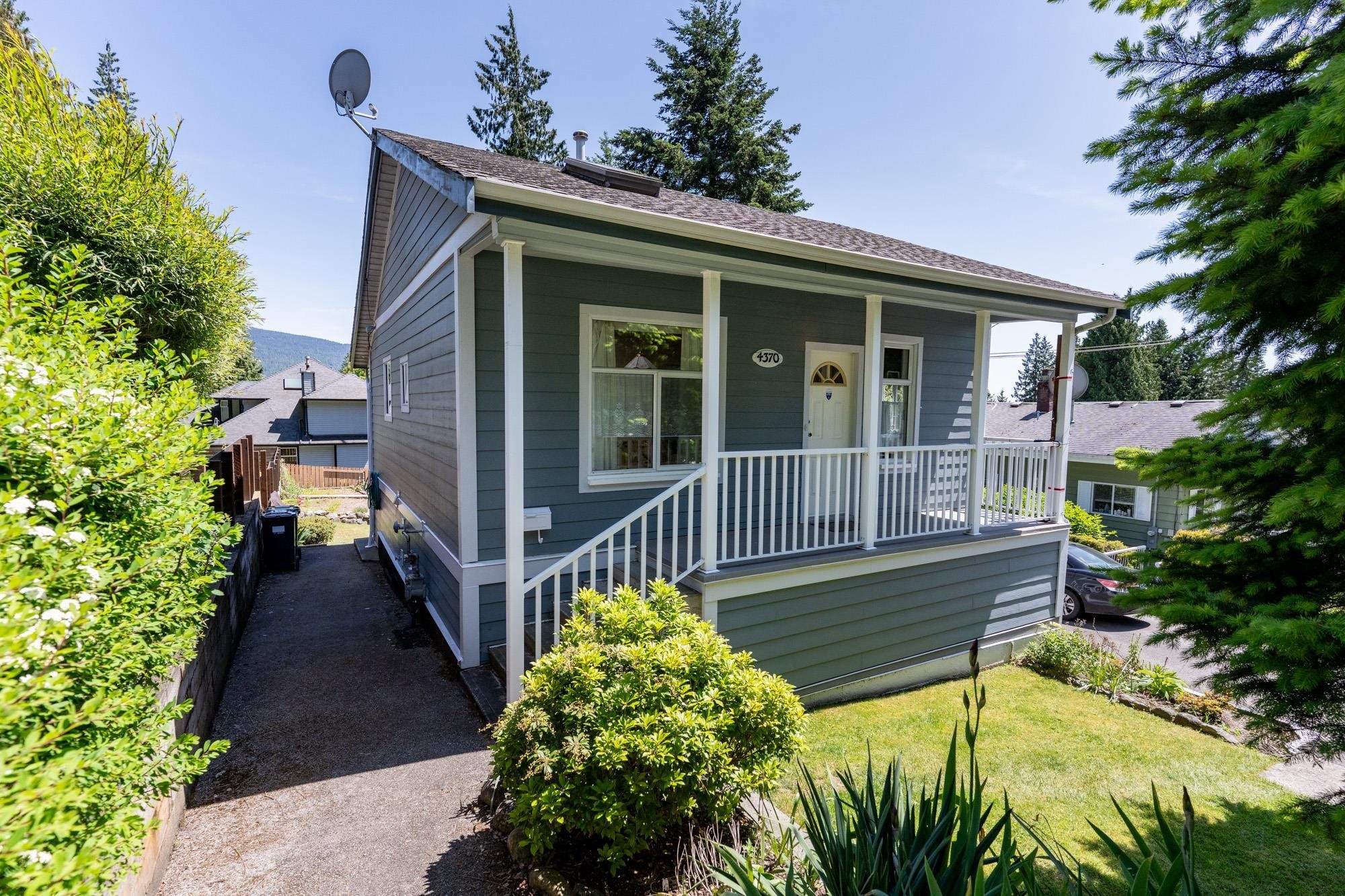 









4370


Mountain

Highway,
North Vancouver,




BC
V7K 2K2

