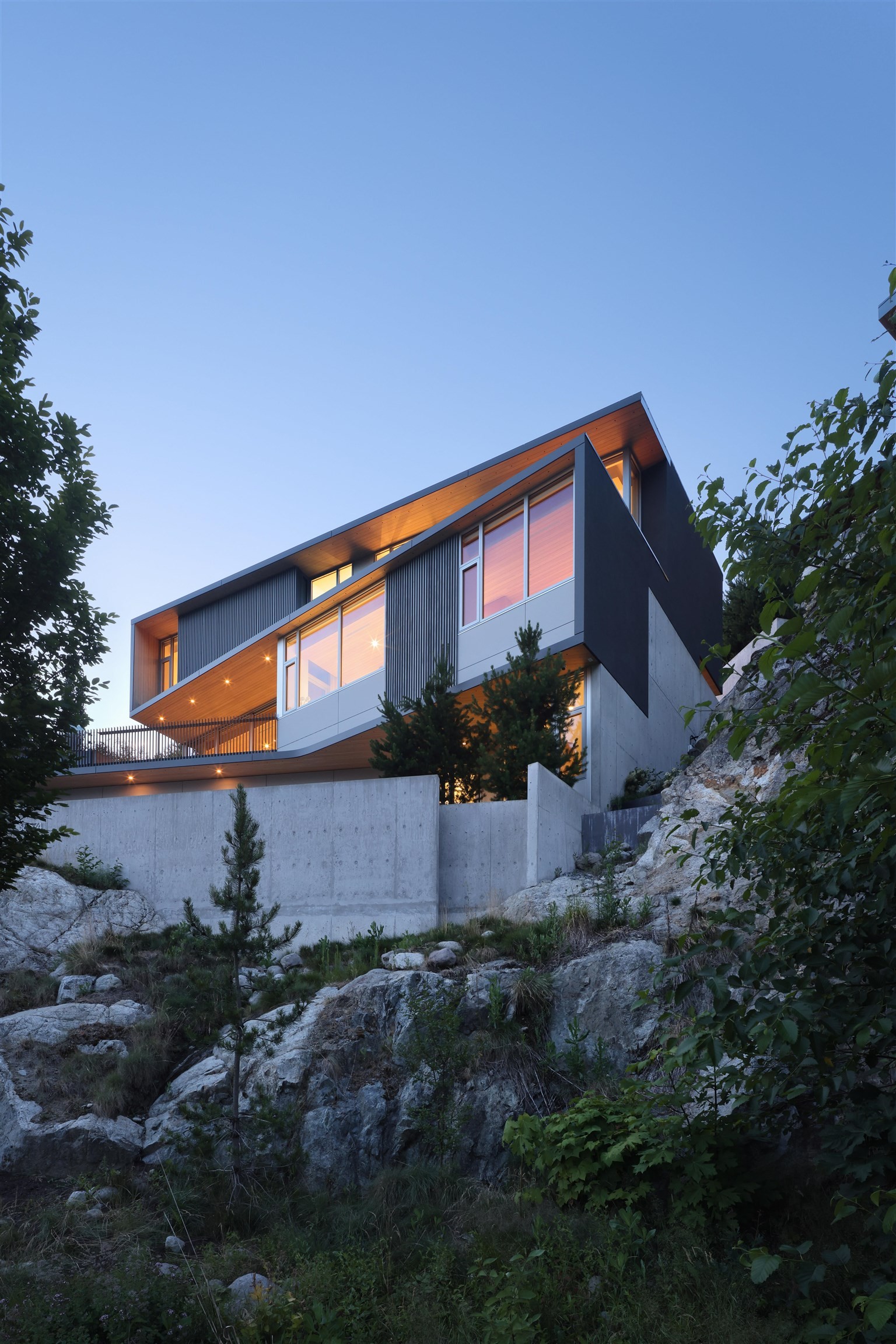 









38574


High Creek

Drive,
Squamish,




BC
V8B 0T6

